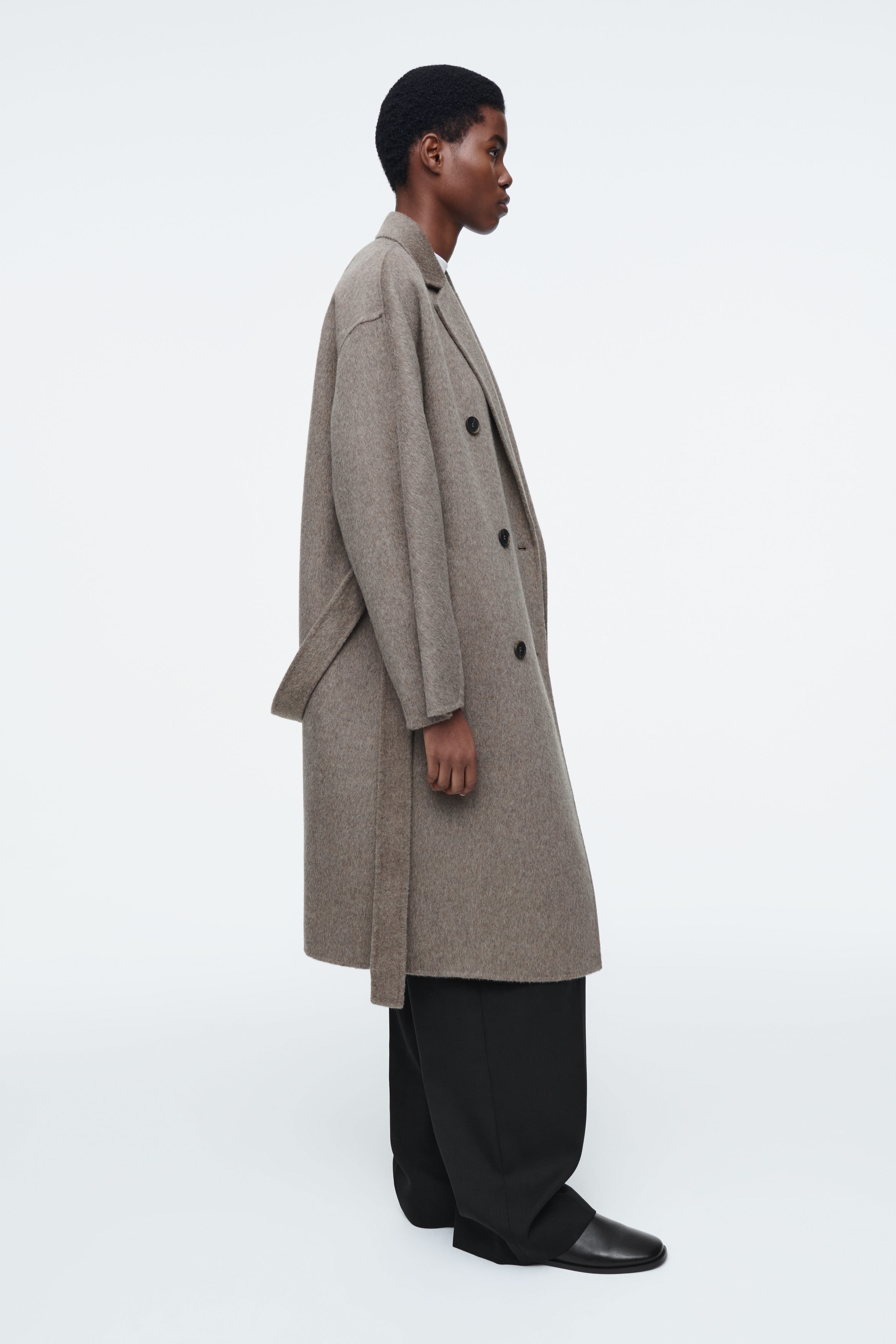 OVERSIZED DOUBLE-BREASTED WOOL COAT - DARK BEIGE | COS