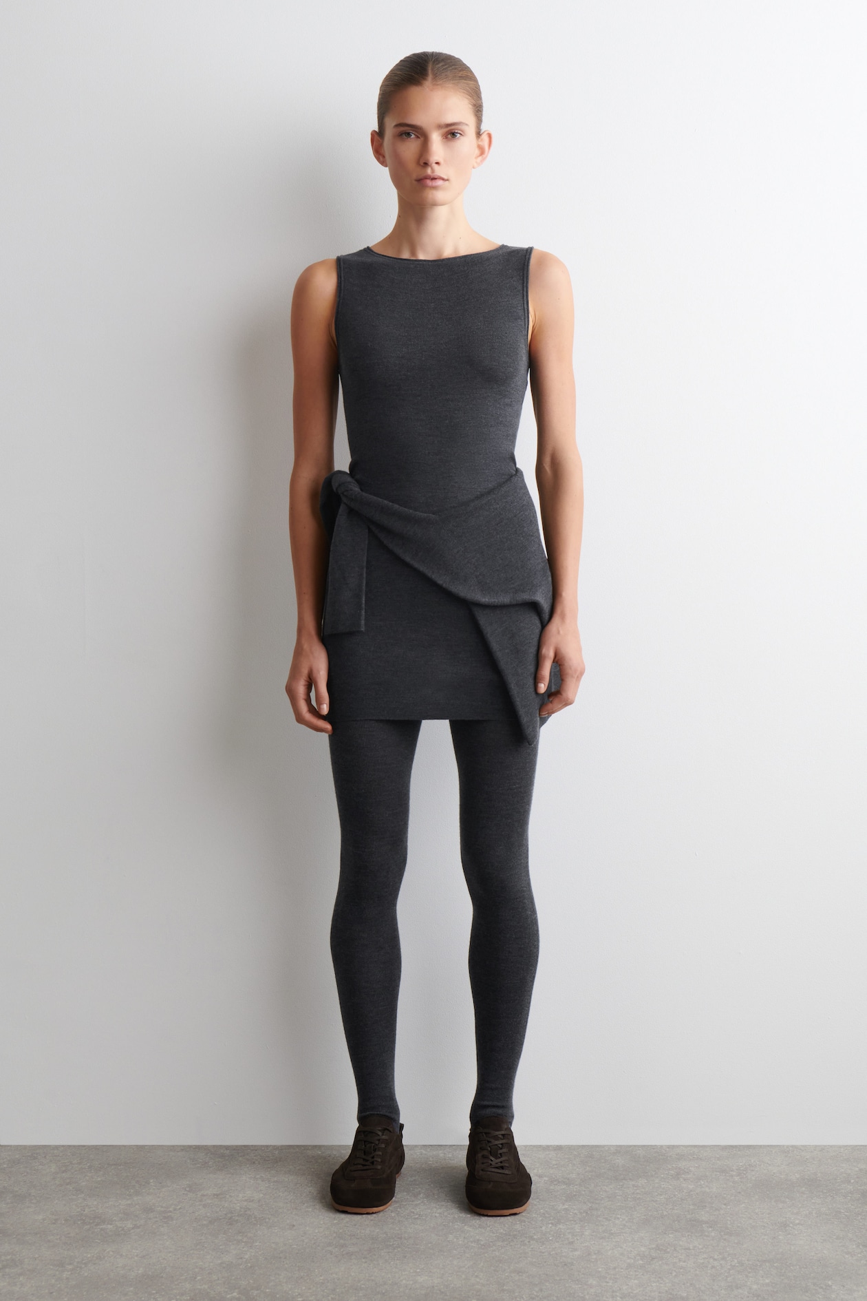 SEAMLESS MERINO WOOL MINI DRESS — CHARCOAL MÉLANGE