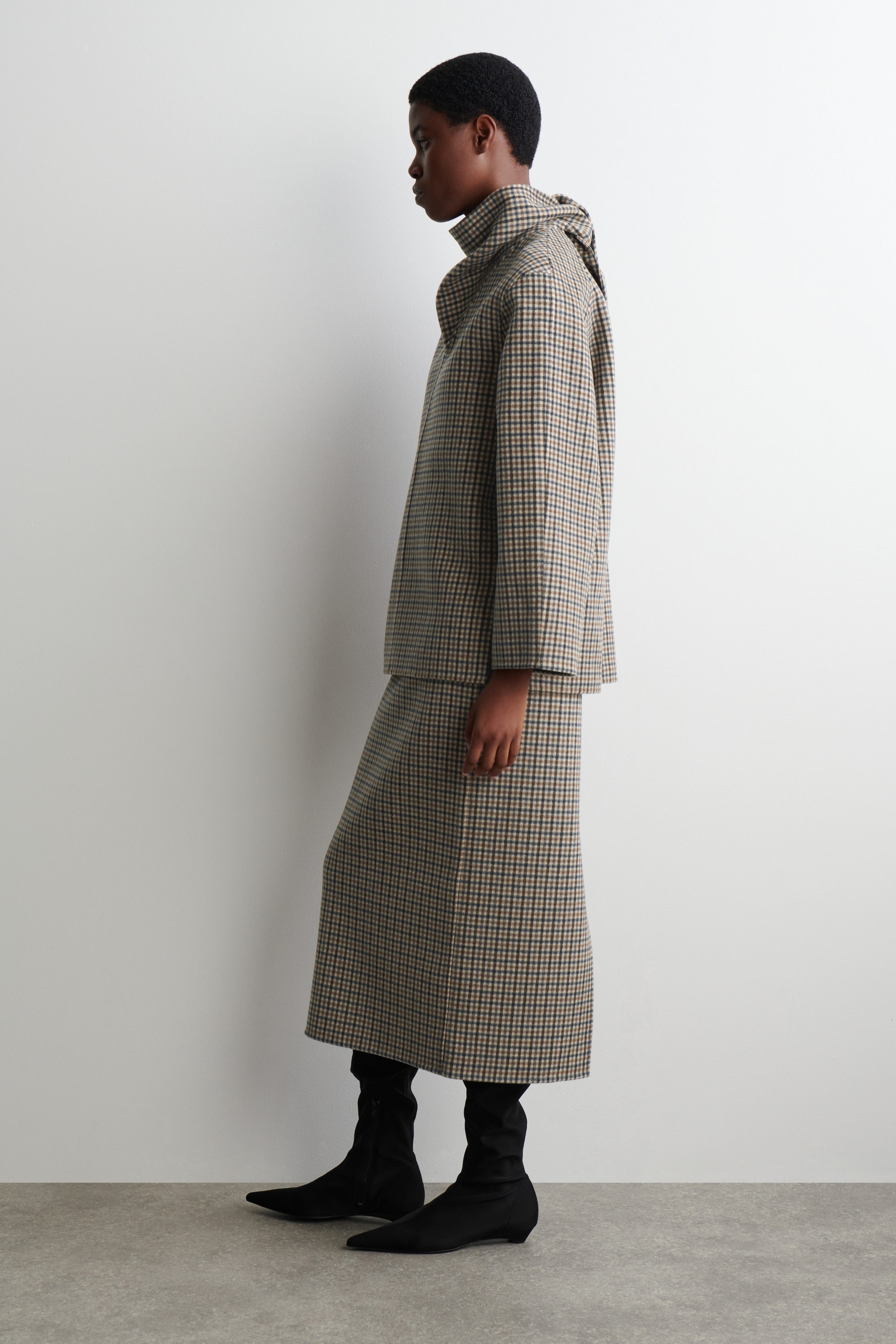 CHECKED DOUBLE-FACED WOOL SCARF BLOUSE