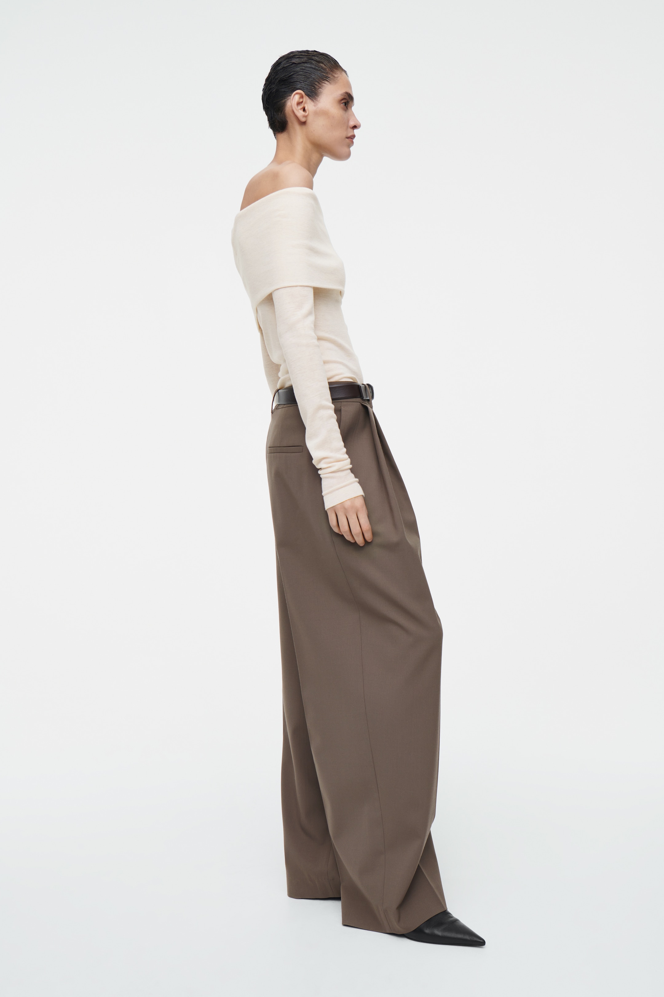 Agrandir l'image: HAUT À ENCOLURE BARDOT EN LAINE MÉRINOS - ÉCRU - FEMME | H&M CH 5