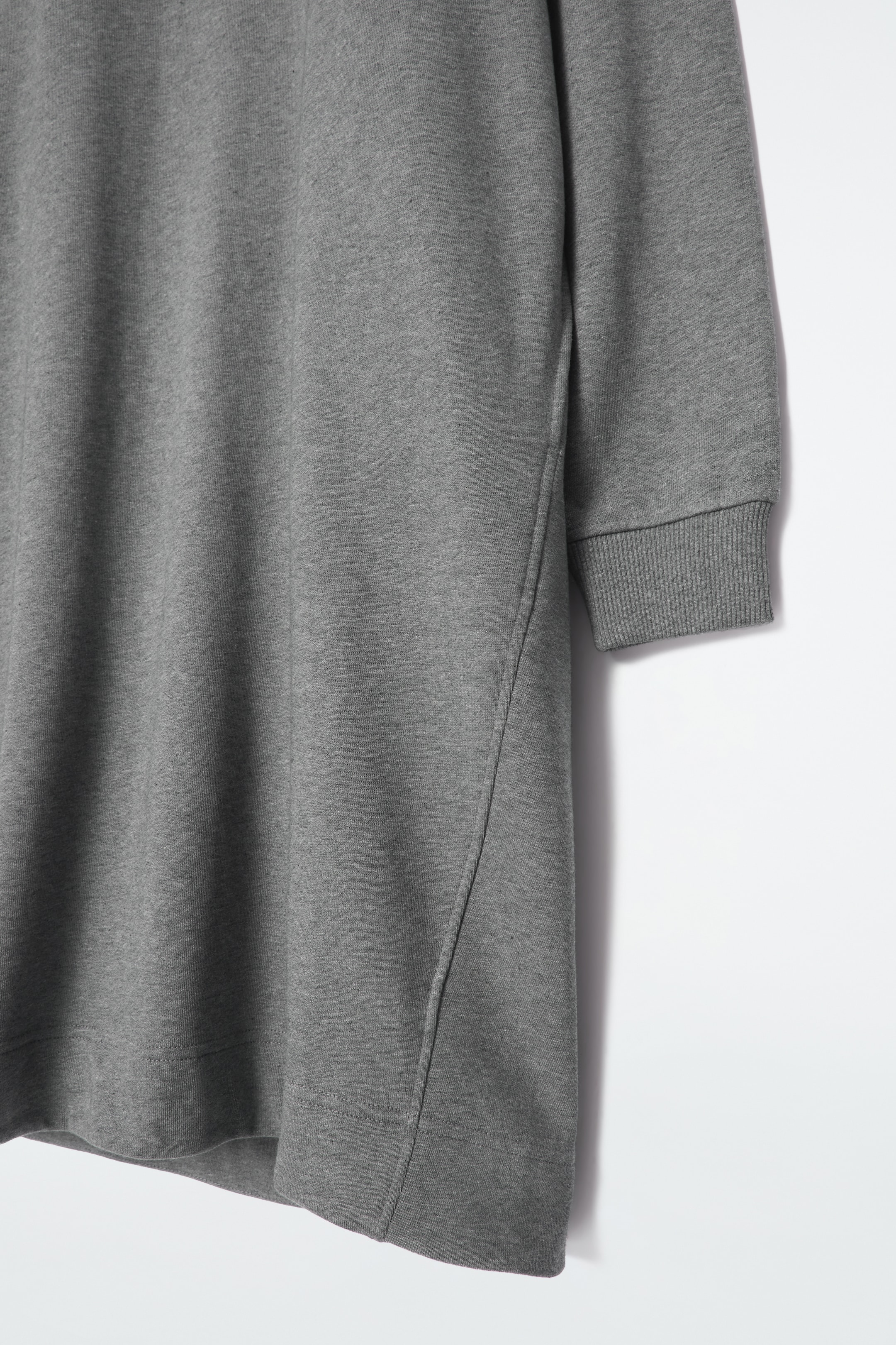Grösseres Bild ansehen: SWEATSHIRT-MIDIKLEID MIT OVERSIZED-PASSFORM - GRAU MELIERT - DAMEN | H&M CH 2
