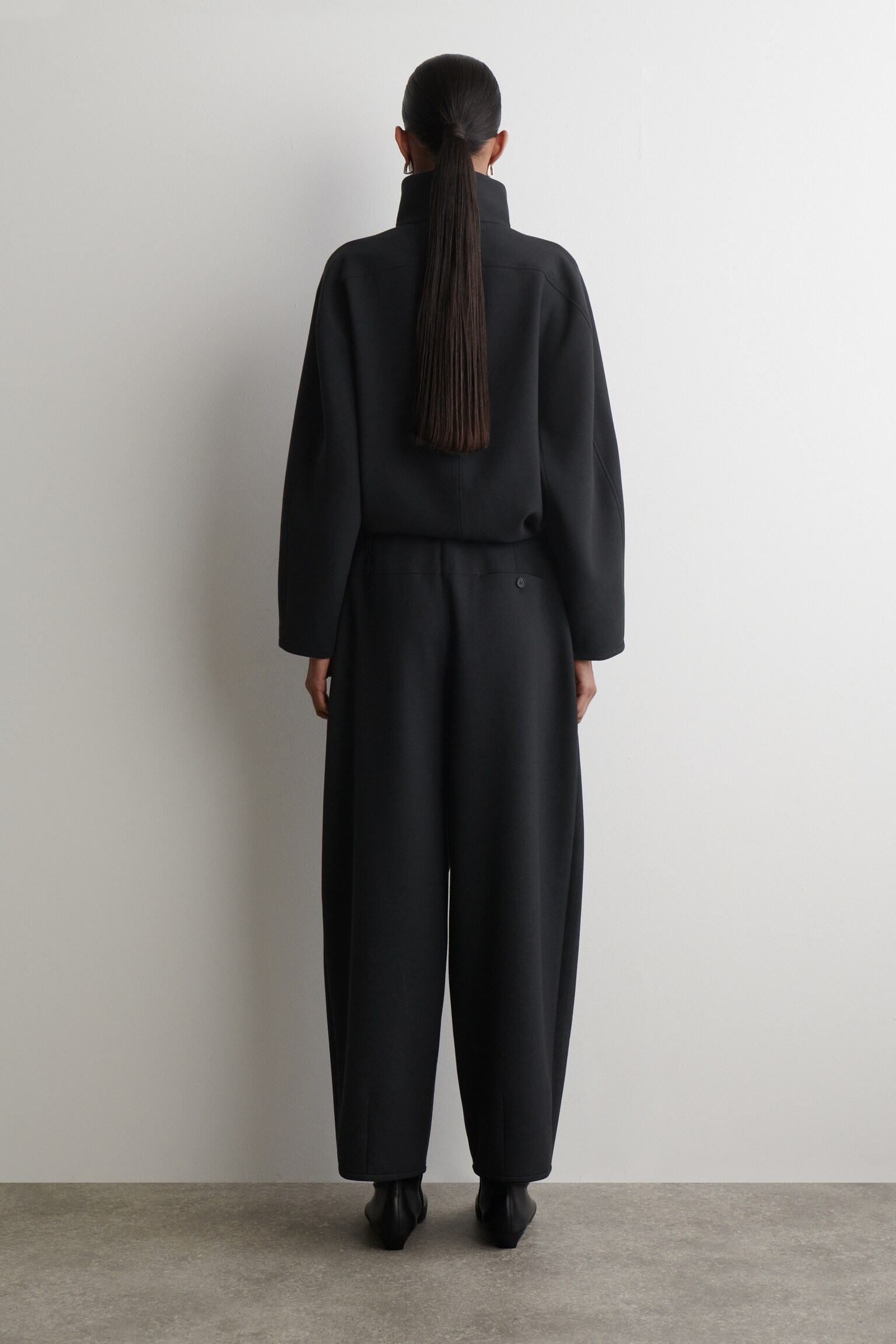 מכנסי רגל חבית - פחם - 4