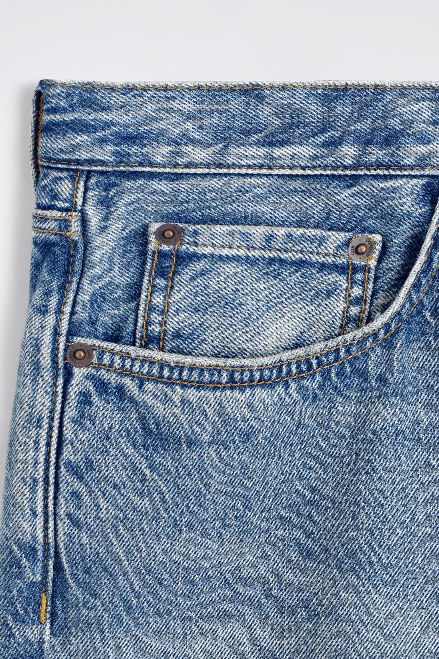 RIDER - BERMUDAS VAQUERAS RELAXED FIT - AZUL/NEGRO DESTEÑIDO - 6