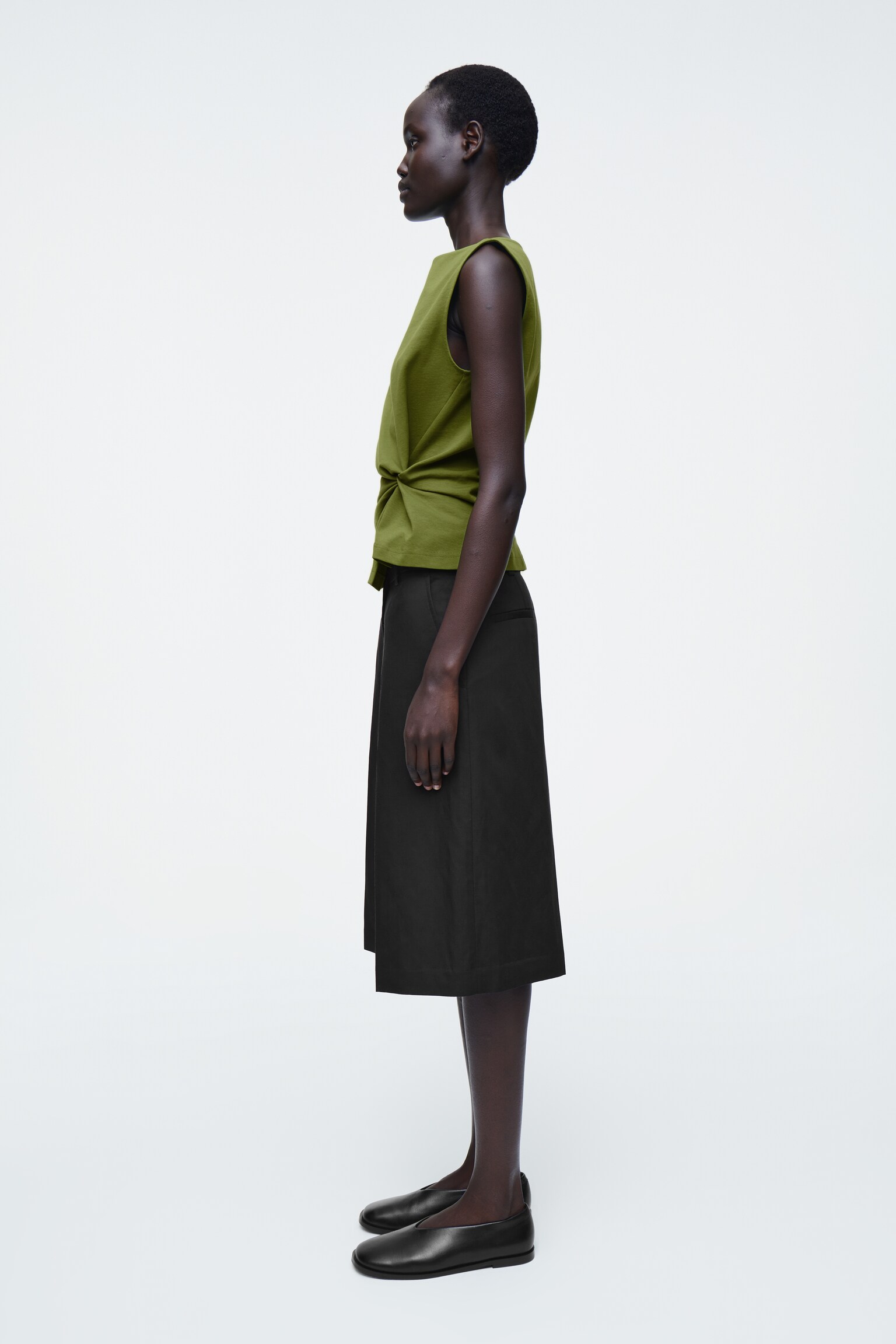 TOP DÉTAILS TORSADÉS - VERT OLIVE - 5