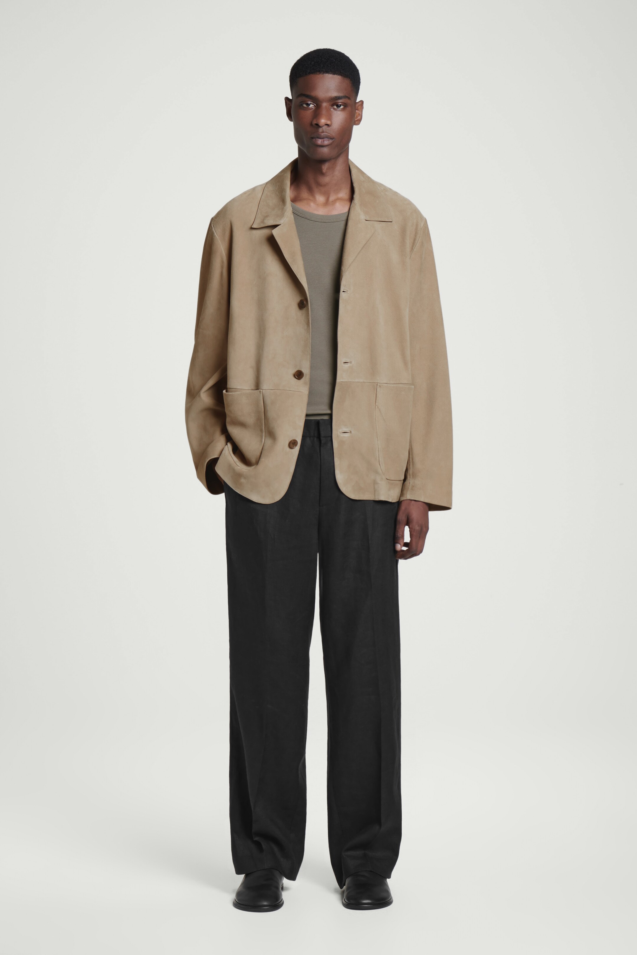 Zobrazit větší obrázek: ÚZKÝ ŽEBROVANÝ BAVLNĚNÝ TÍLKO - TMAVÁ KRTKOVÁ - MUŽI | H&M CZ 5