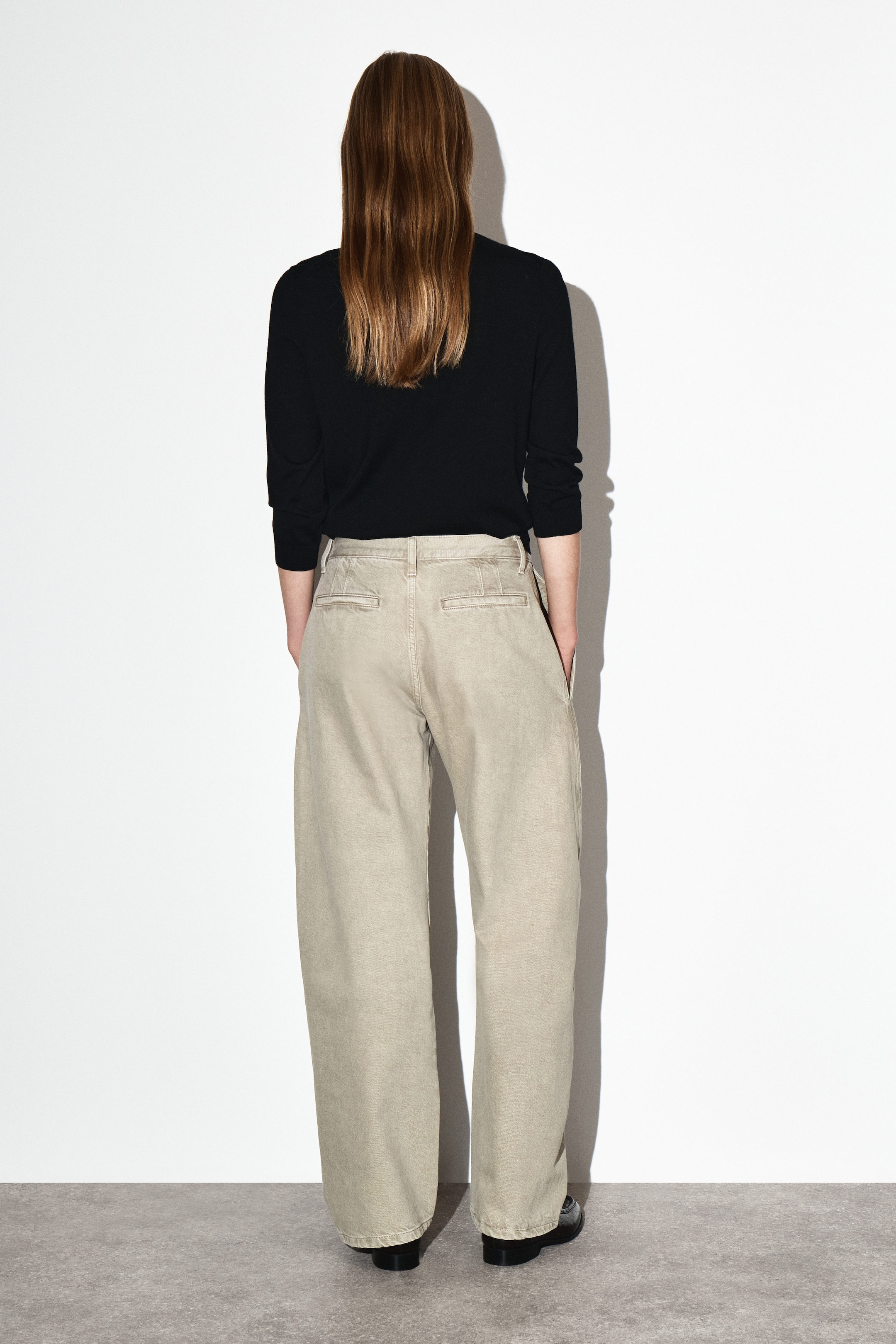 SPODNIE JEANSOWE Z NOGAWKAMI TYPU BARREL