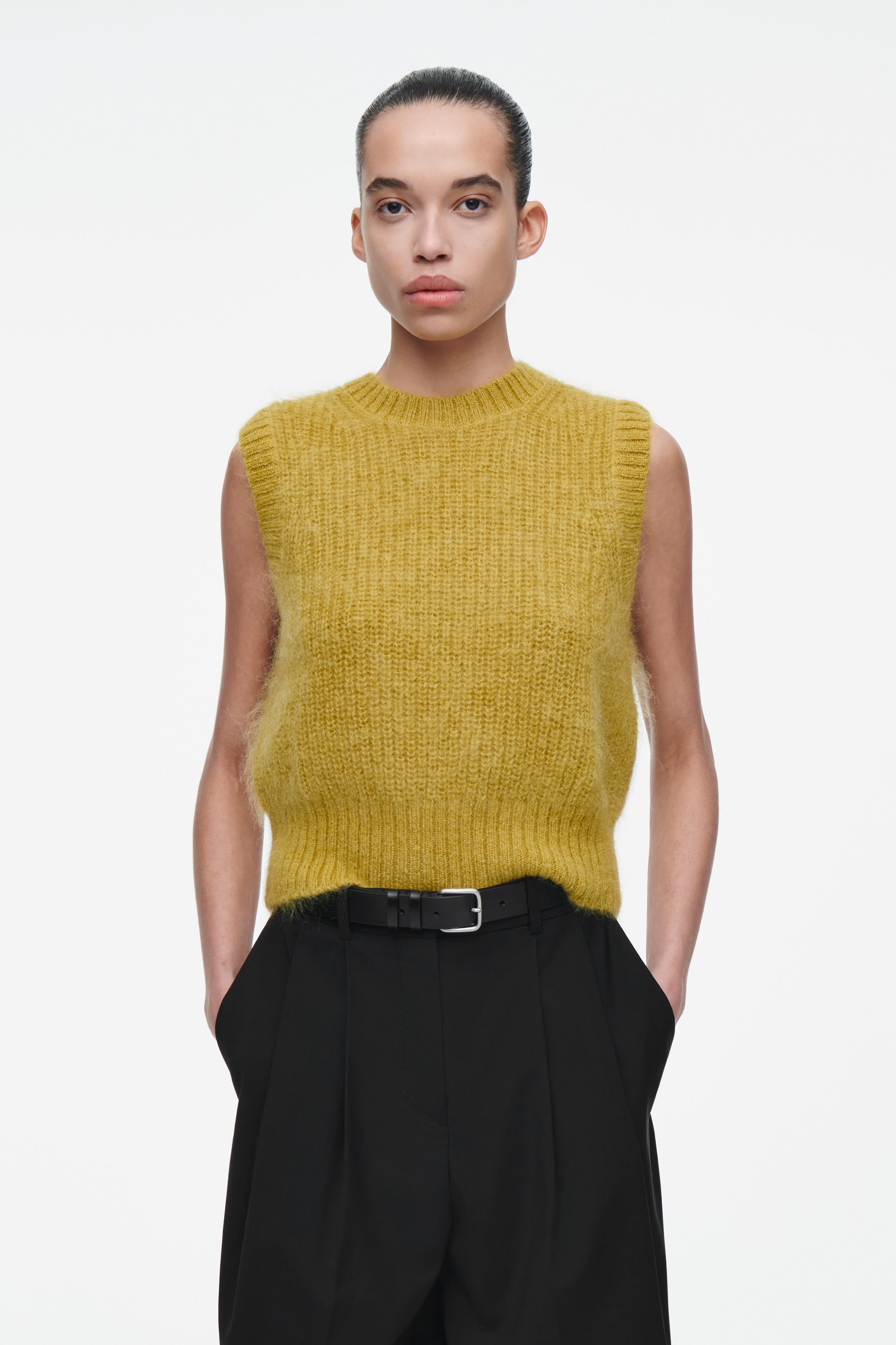 MOHAIR KNIT VEST - MUSTARD | COS