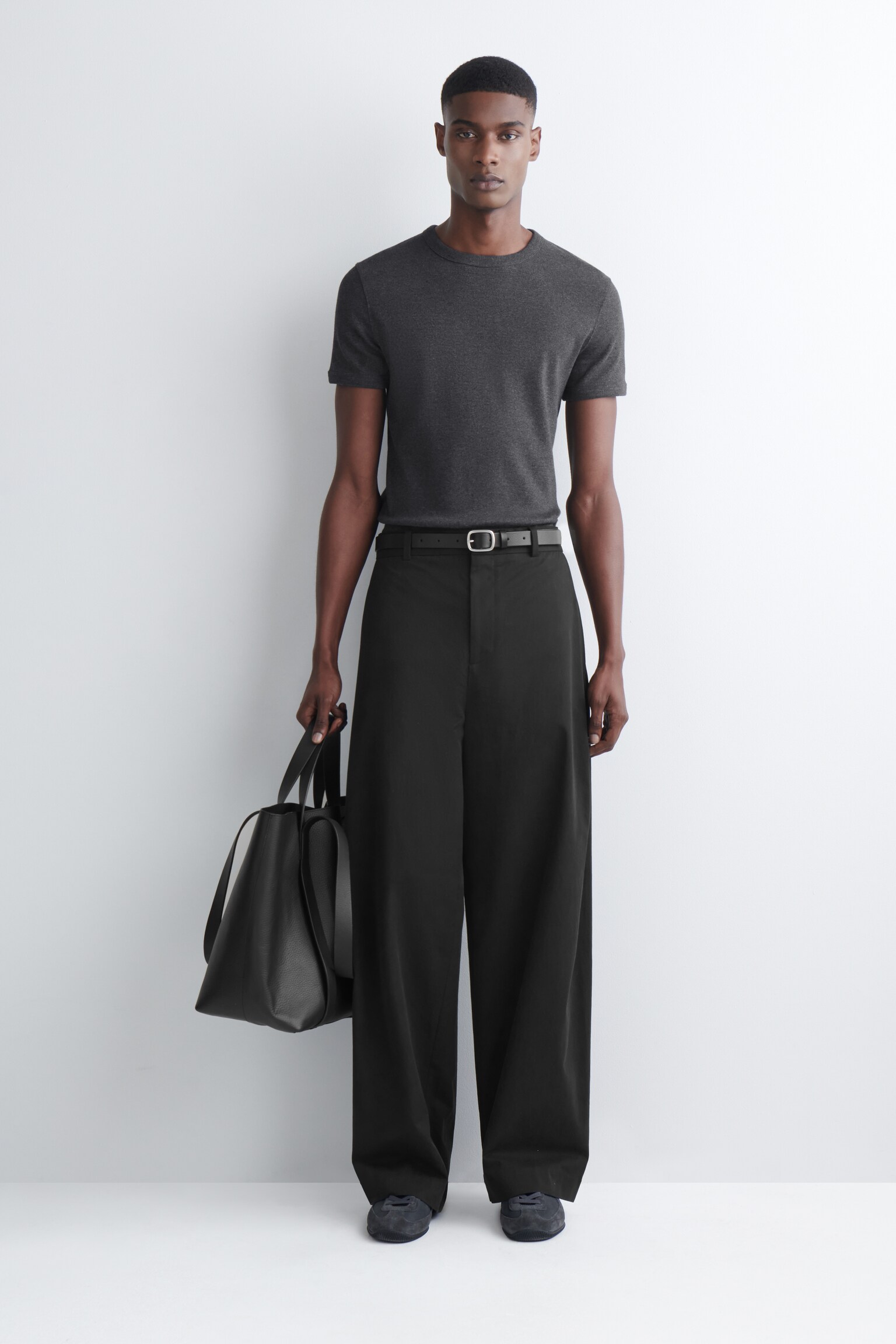 SLANKE GERIBBELDE KATOENEN T-SHIRT - STEENGRIJS/BROWN/DONKER KHAKI/KHAKI/MARINEBLAUW/ZWART/WIT/LICHTGRIJS - 8