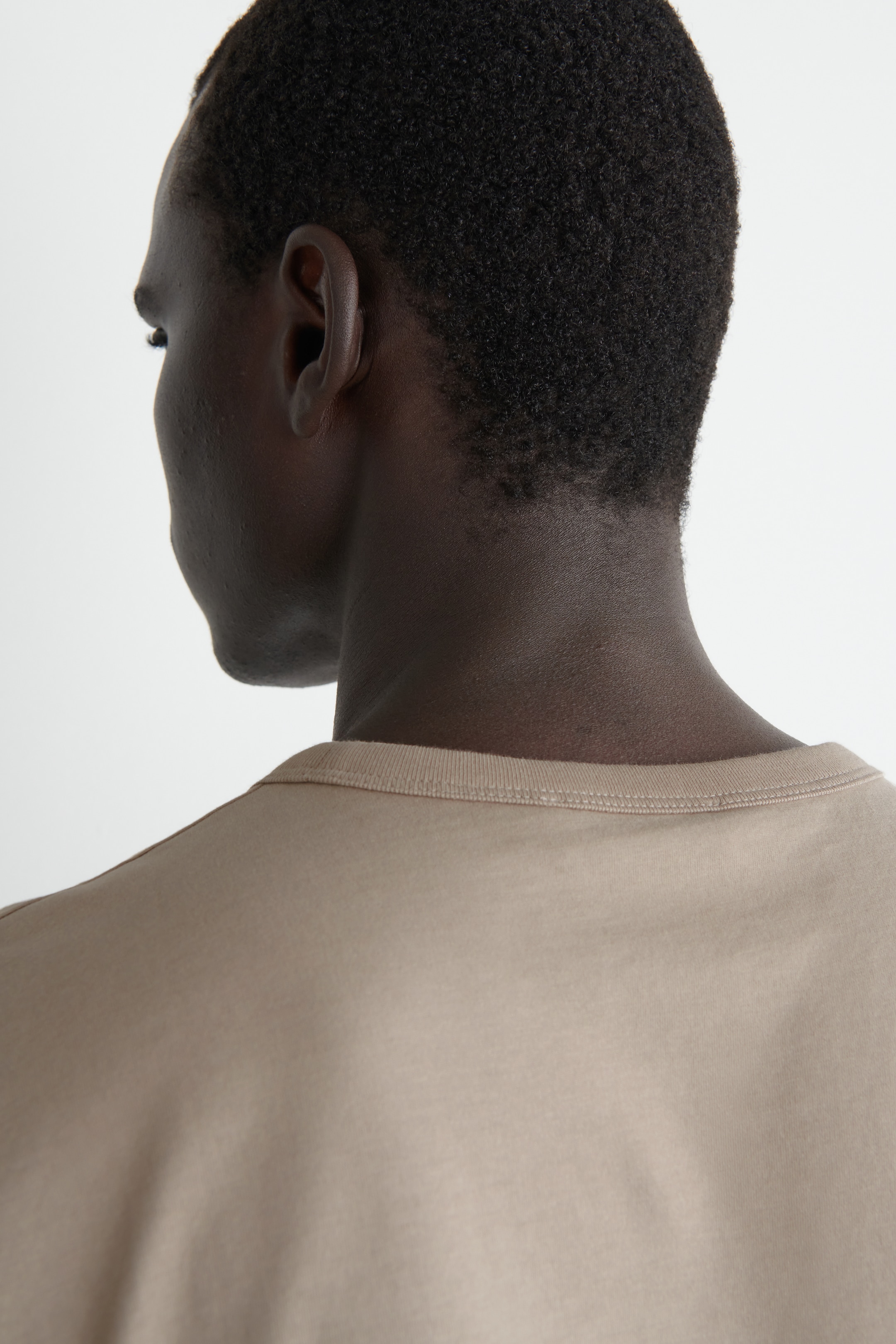 Ver imagen más grande: CAMISA DE ALGODÓN CEPILLADO - TOPO - HOMBRE | H&M ES 3