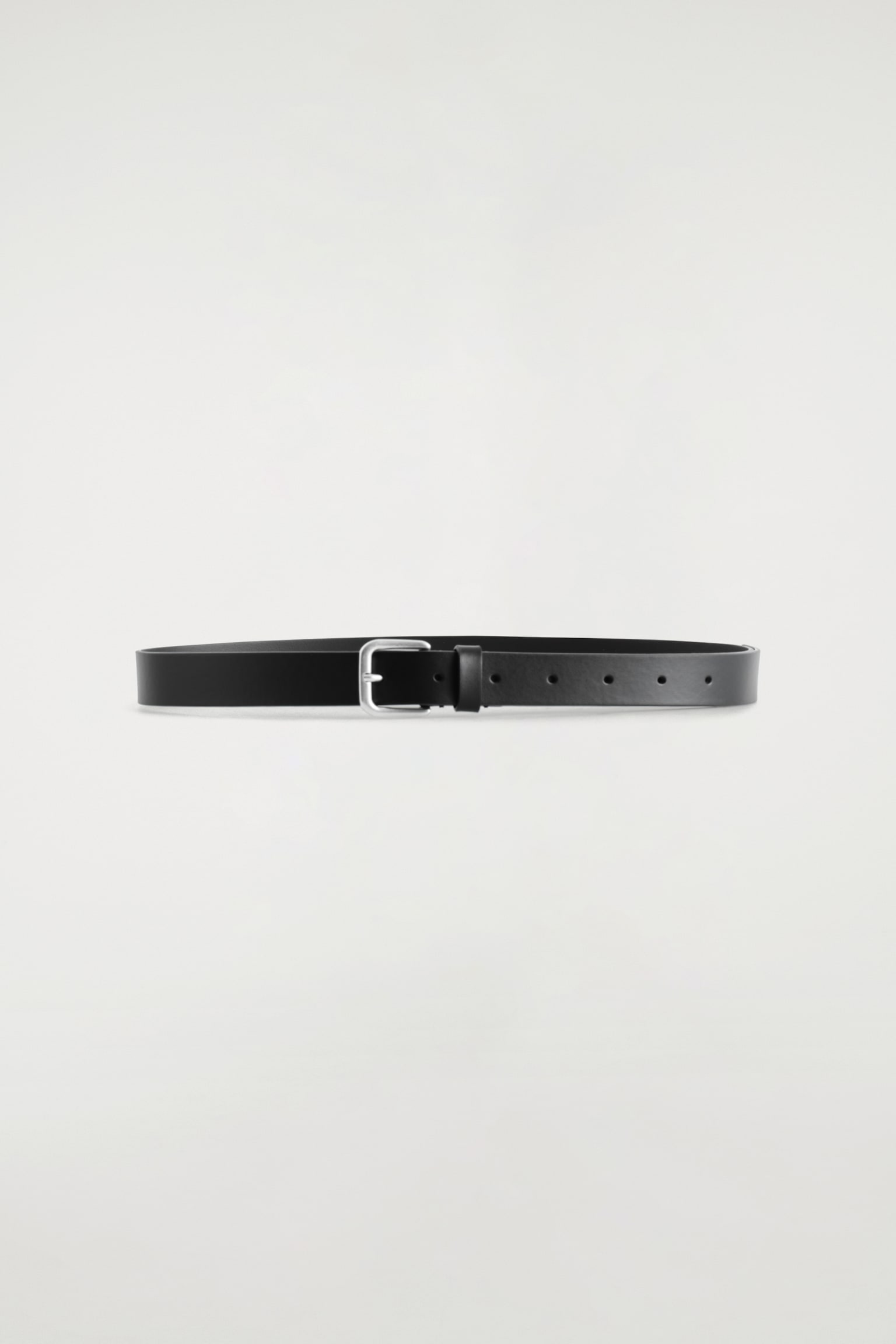 CINTURÓN DE PIEL - NEGRO/MARRÓN - 2