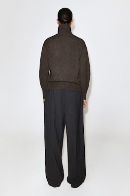 SCULPTED PURE CASHMERE MOCK-NECK CARDIGAN — BROWN MÉLANGE 5