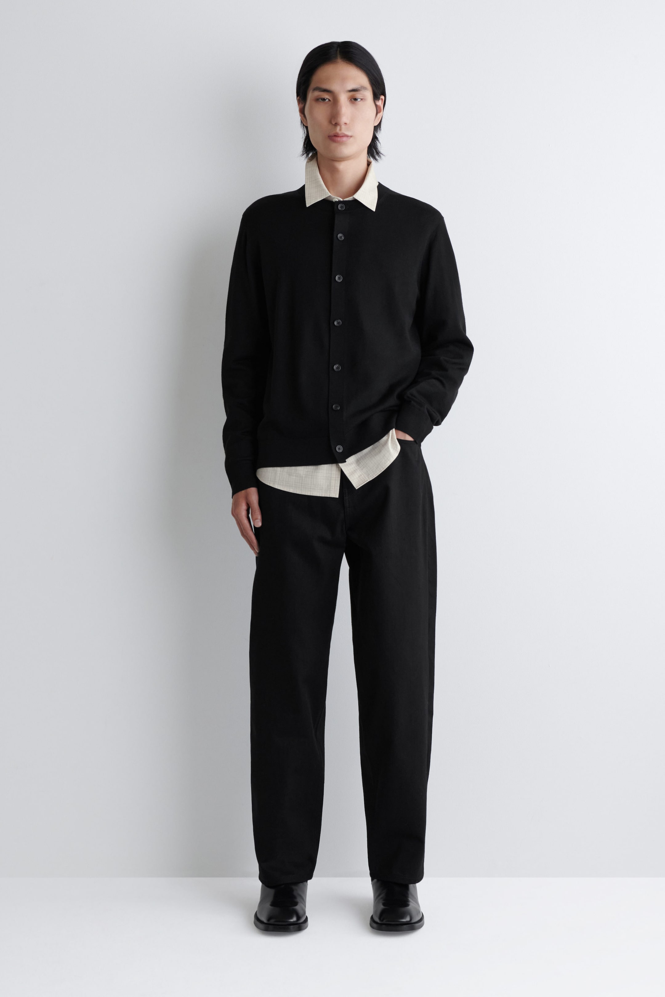 MERINO WOOL CREW-NECK CARDIGAN