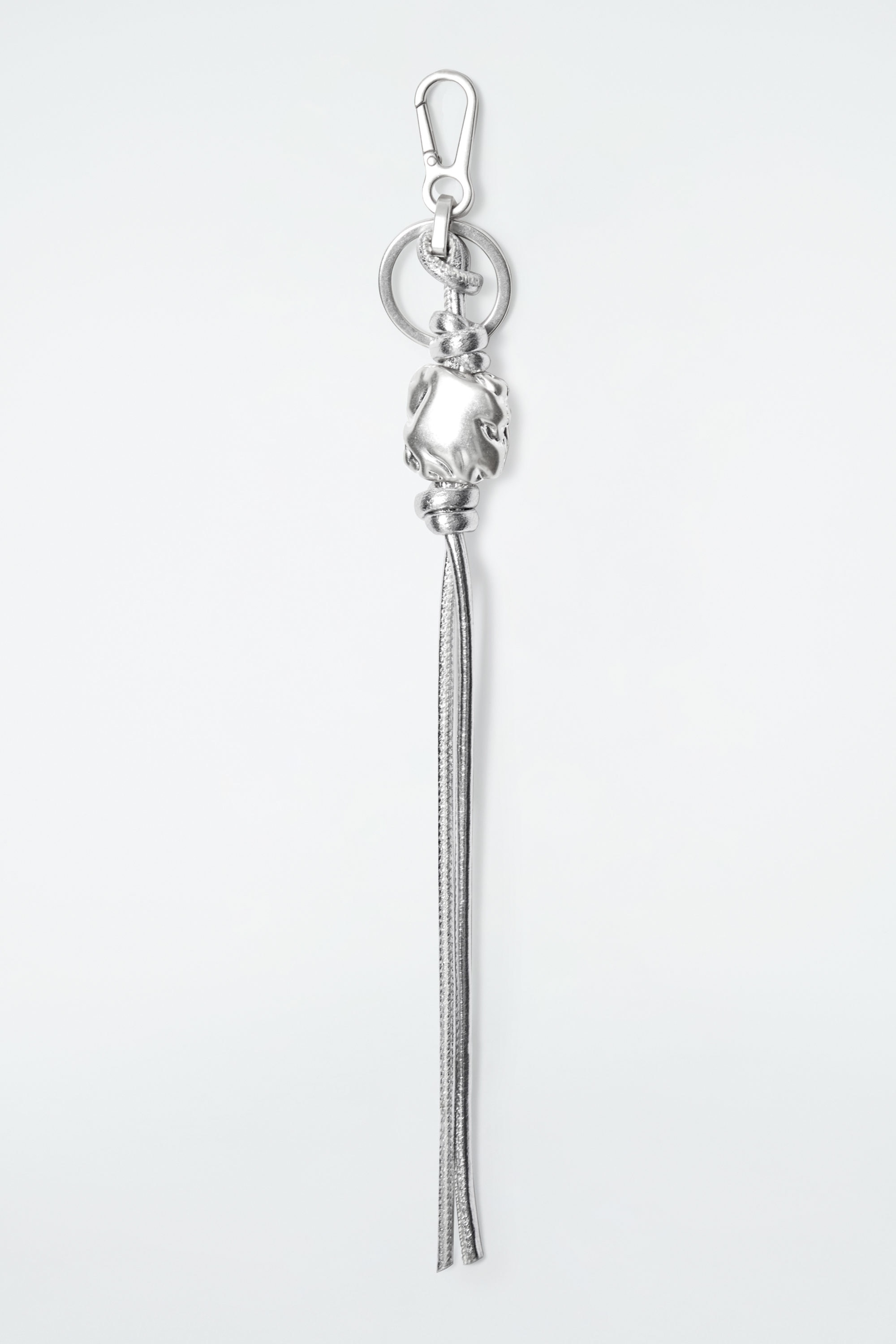 QUILTED BEADED LEATHER CHARM - SILVER | COS