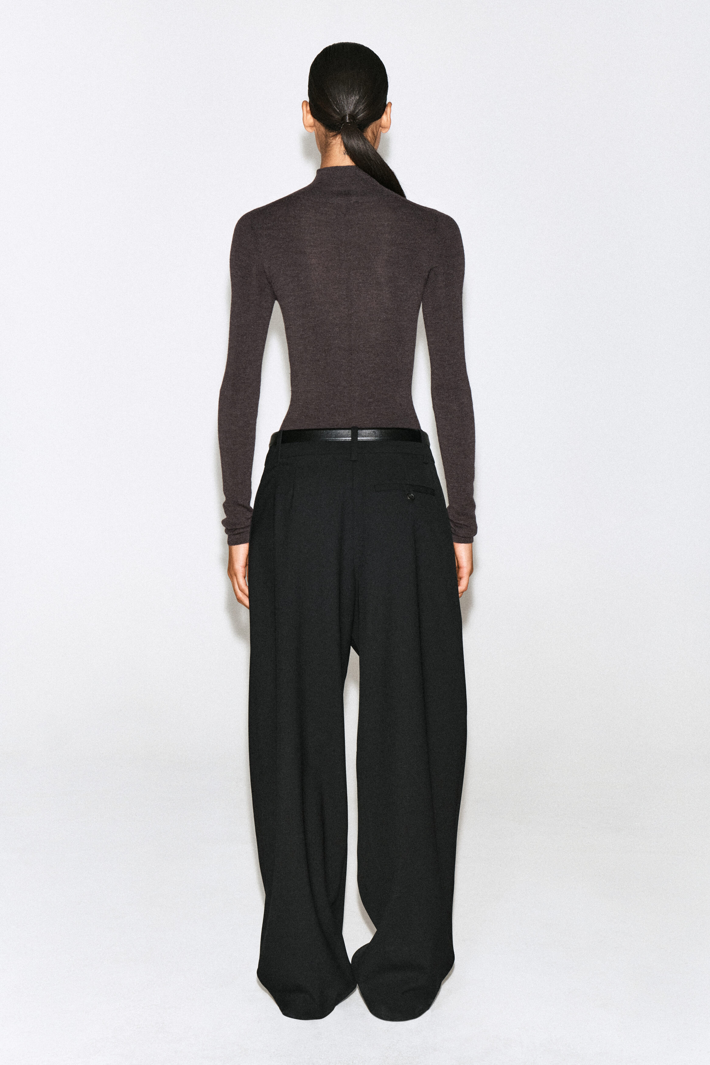 SEAMLESS MERINO WOOL MOCK-NECK BODYSUIT thumbnail 6
