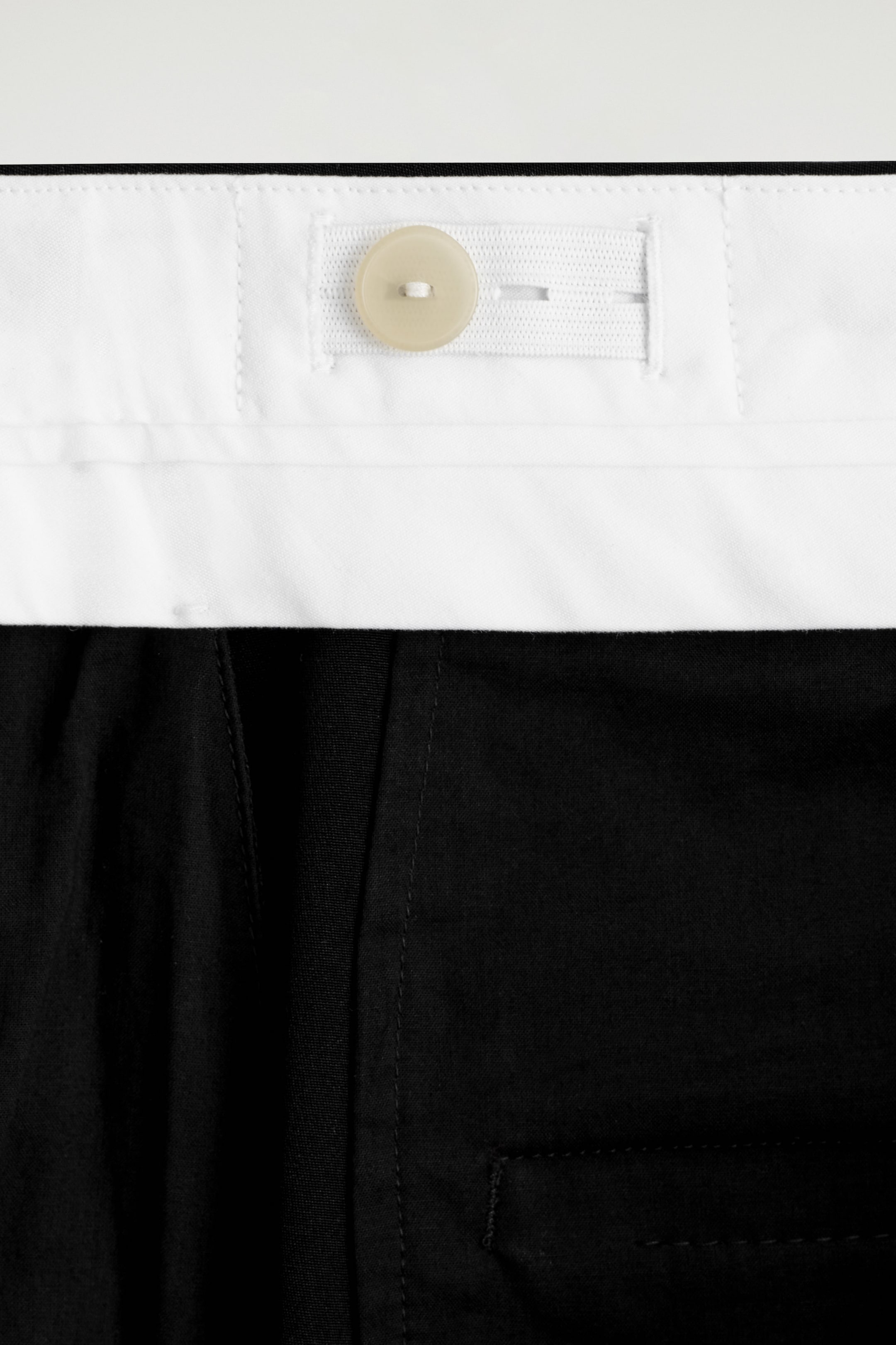 StillMedia/DescriptiveDetail