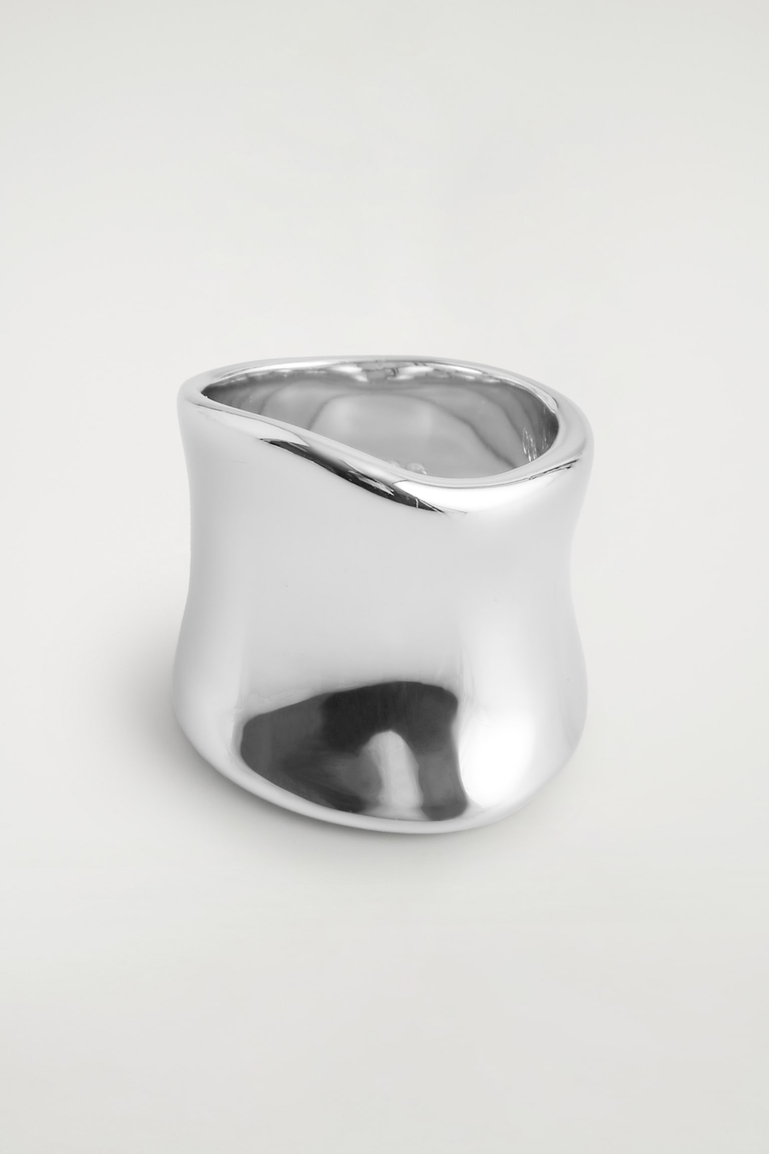 ELONGATED SCULPTED RING - SILVER/GOLD - 2
