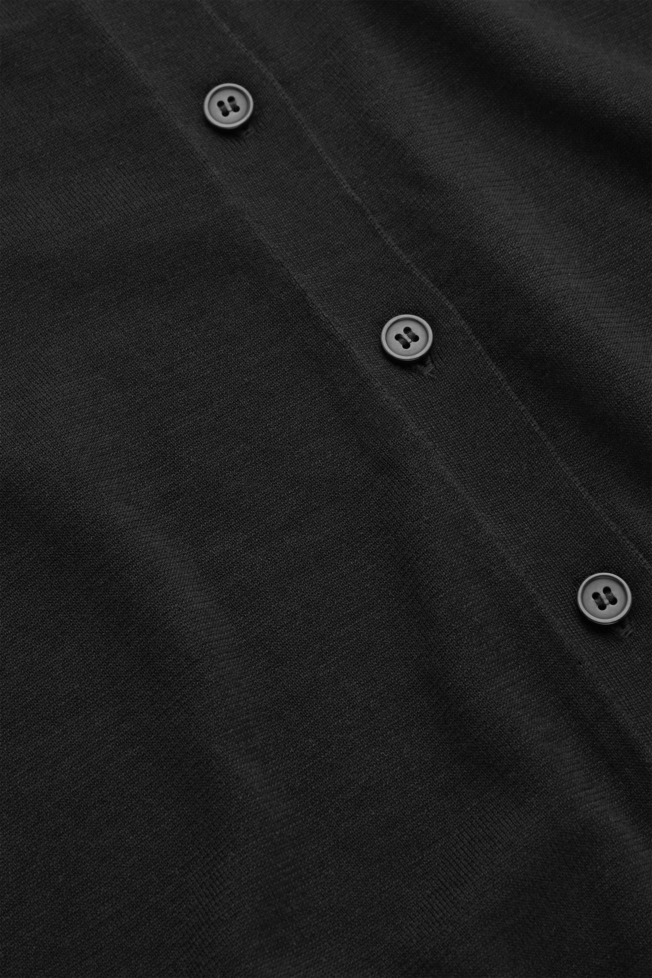 StillMedia/DescriptiveDetail