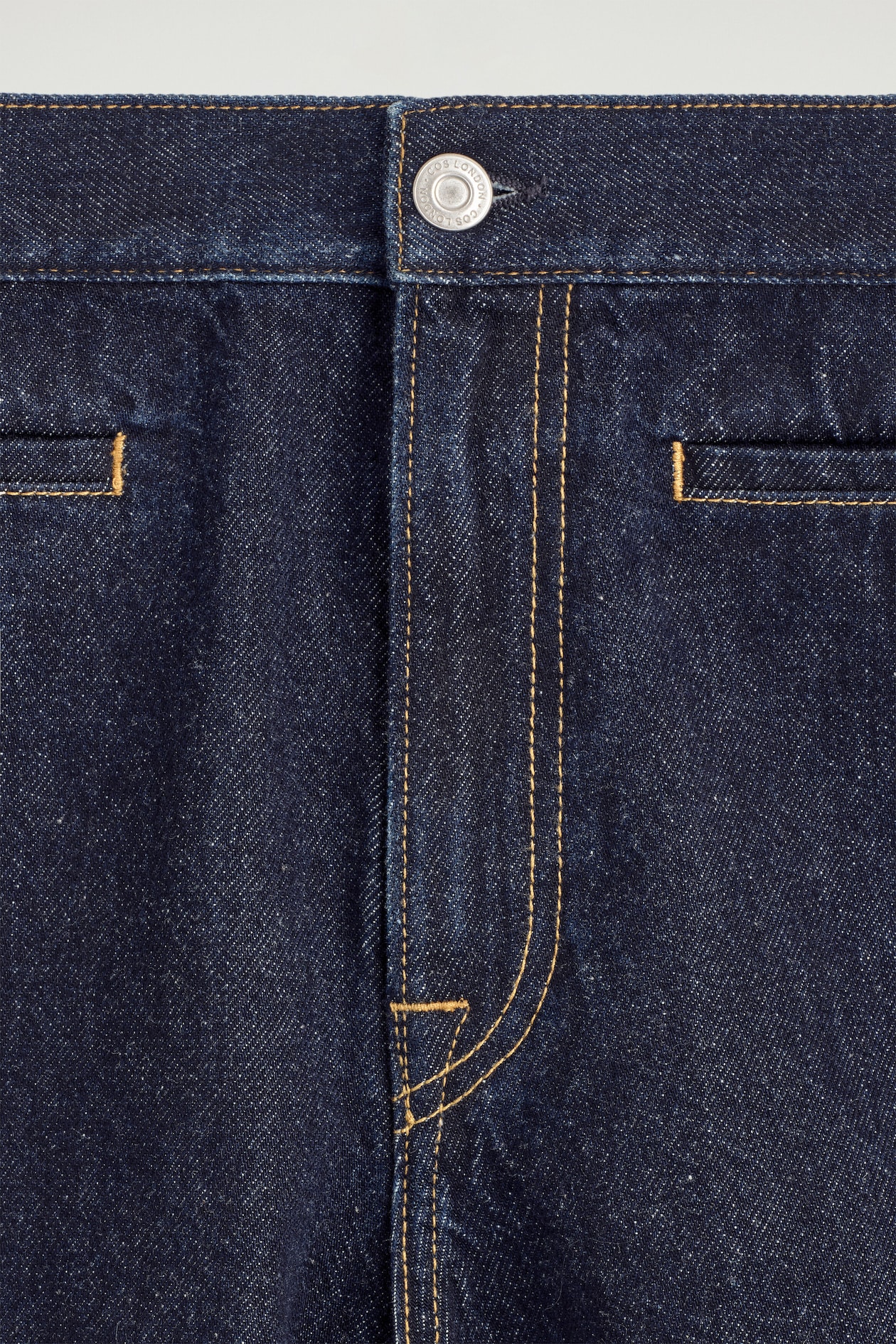 POCKET-DETAIL DENIM SHORTS — INDIGO