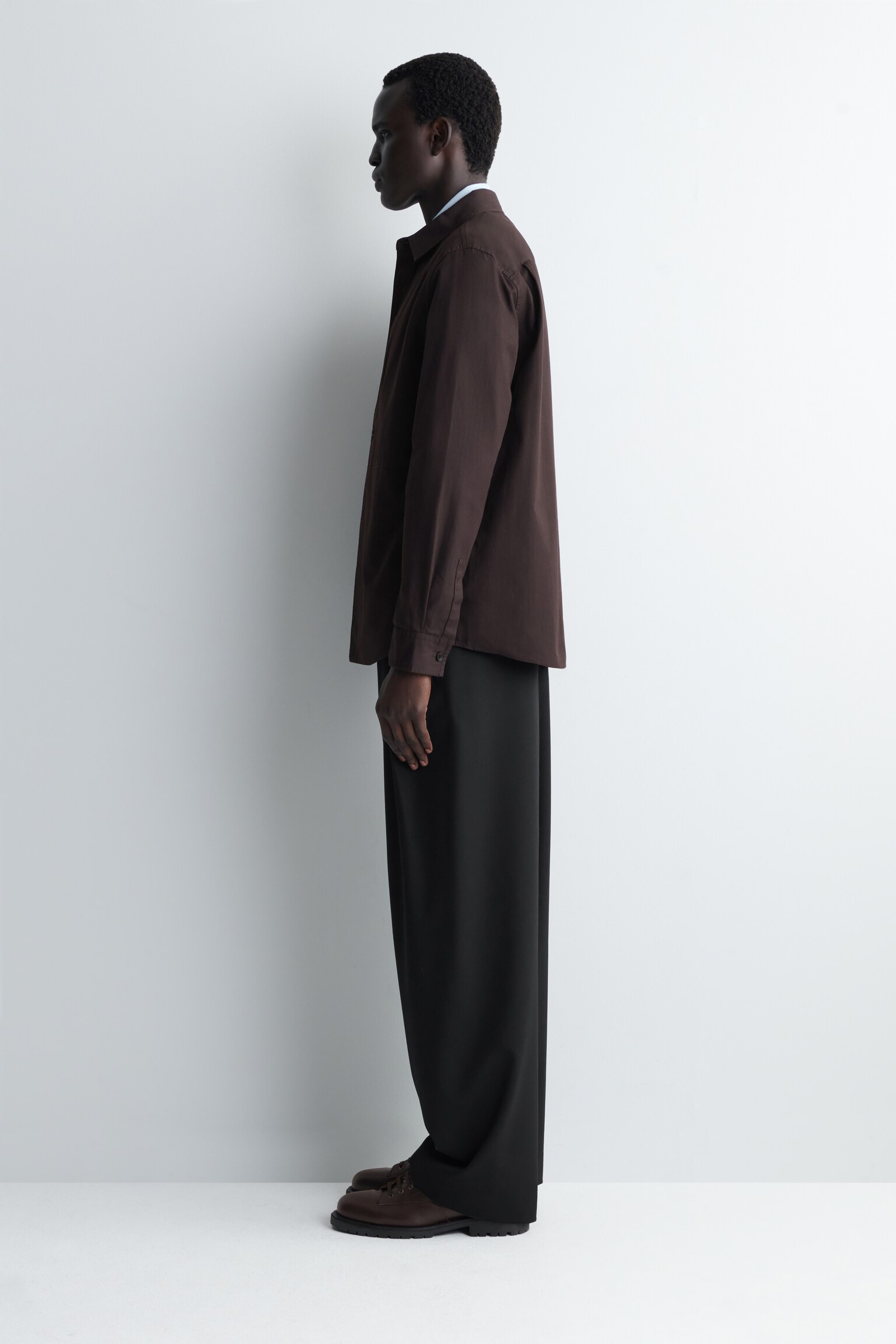 CAMISA DE ALGODÓN CON DETALLE DE BOLSILLO - MARRÓN OSCURO/CAQUI OSCURO - 4