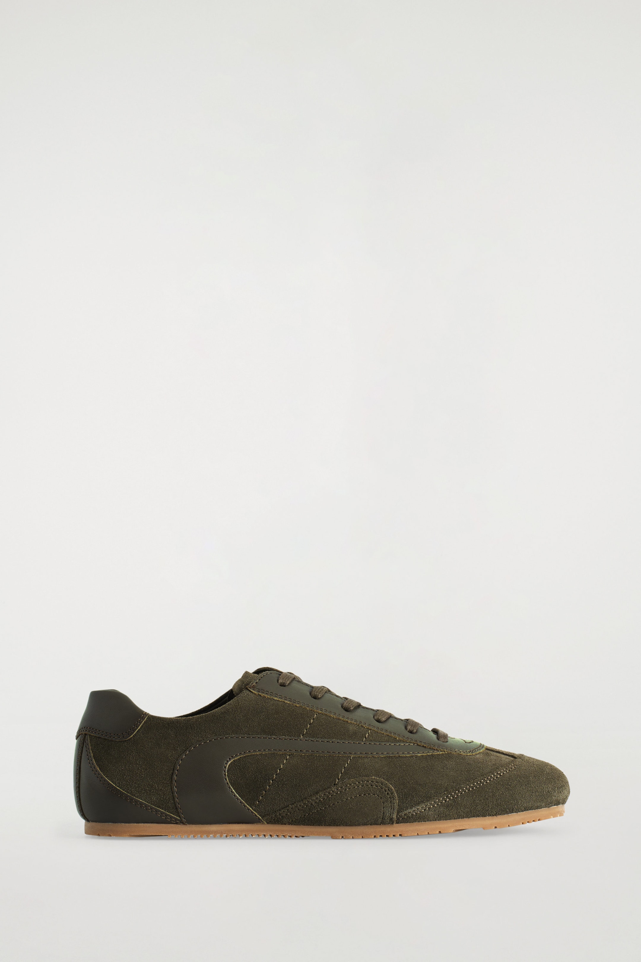 MINIMAL LEATHER SNEAKERS
