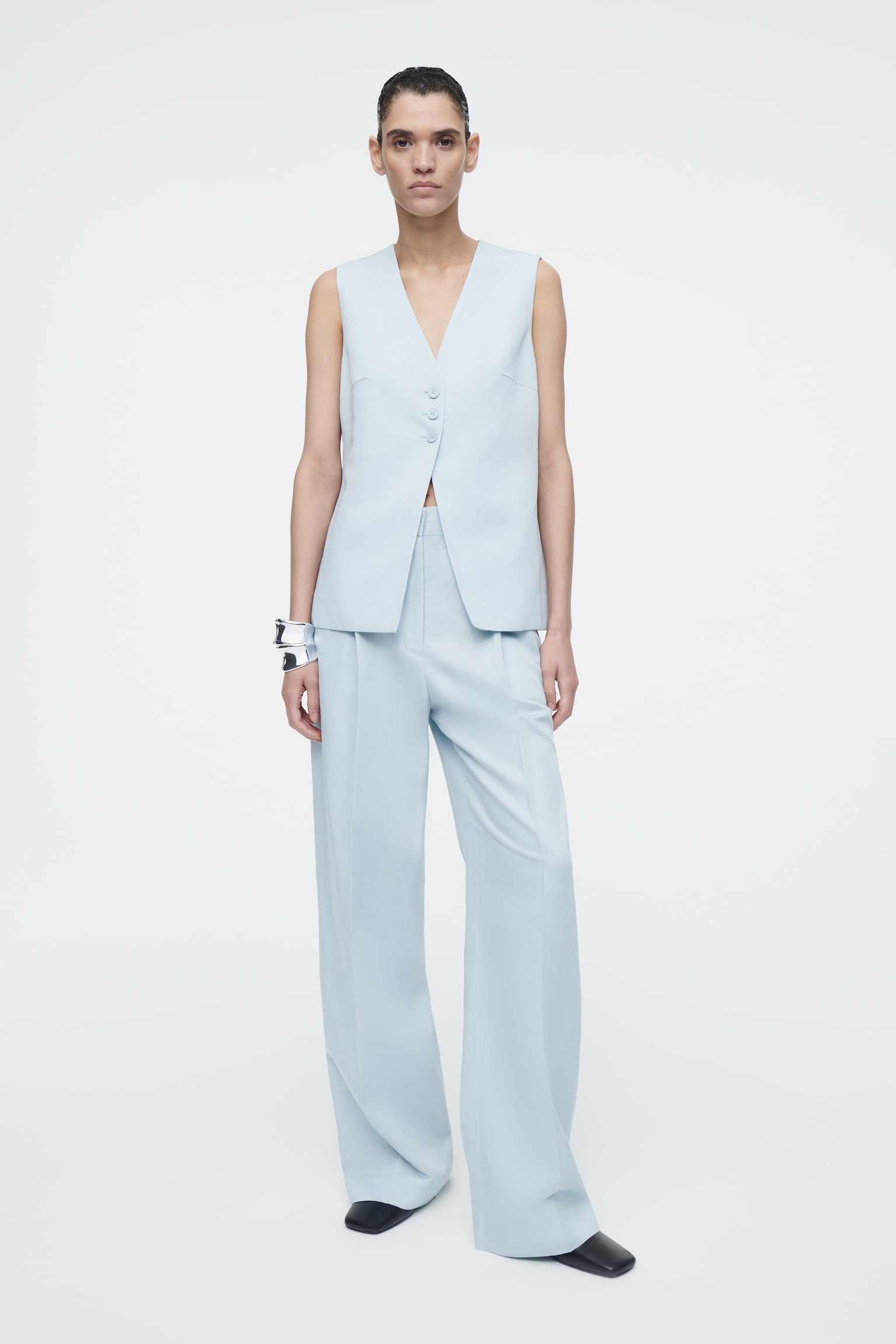 RELAXED LINEN-BLEND WIDE-LEG TROUSERS - LIGHT BLUE
