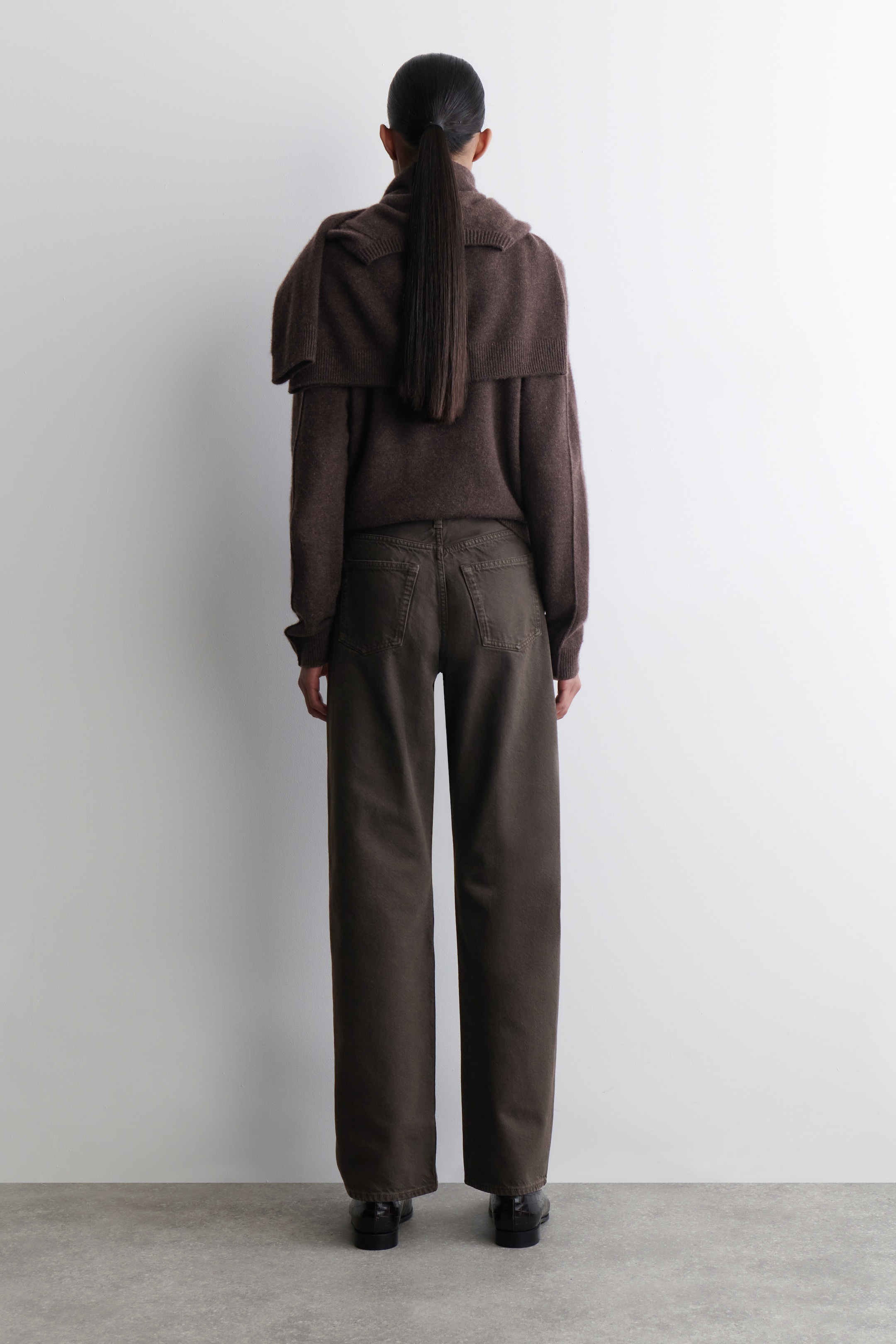 Agrandir l'image: JEAN REPRISE DROIT - BRUN FONCÉ - FEMME | H&M CH 2