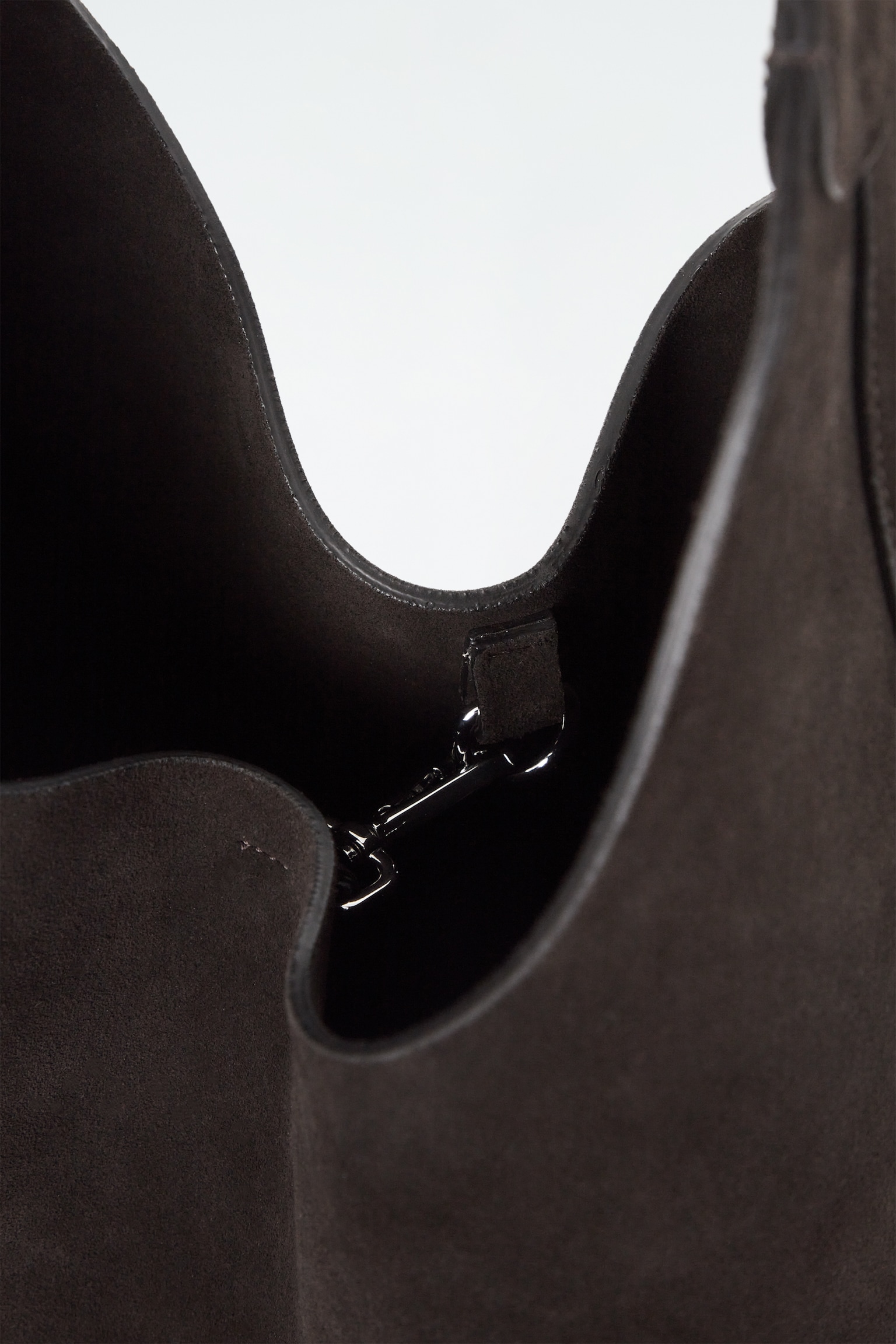 SERIF TOTE BAG - SUEDE - DARK BROWN - 5