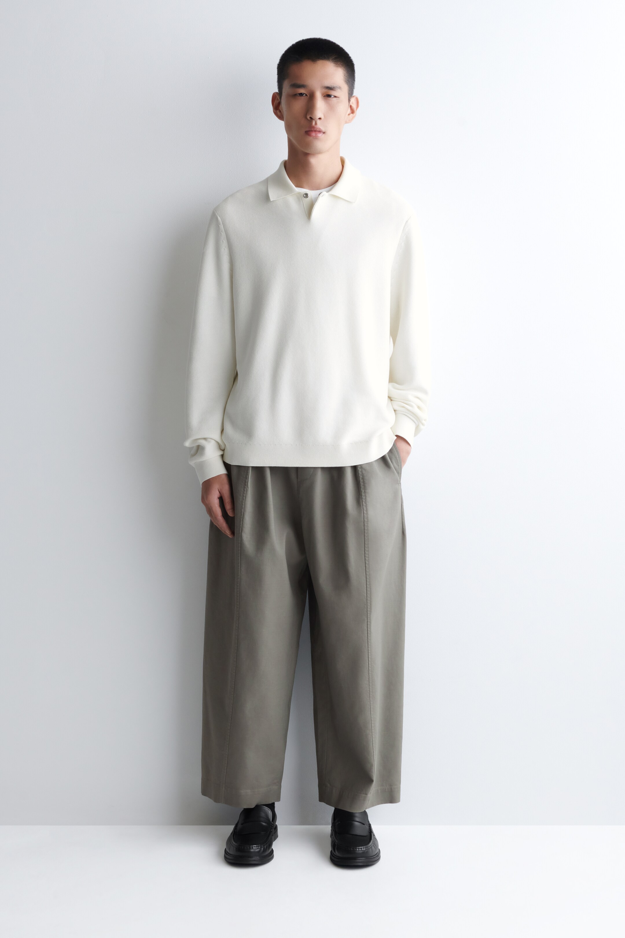View larger image: COTTON CROPPED BARREL-LEG TROUSERS - GREY - Men | H&M GB 1