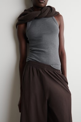 SEERSUCKER CULOTTES — BROWN 4