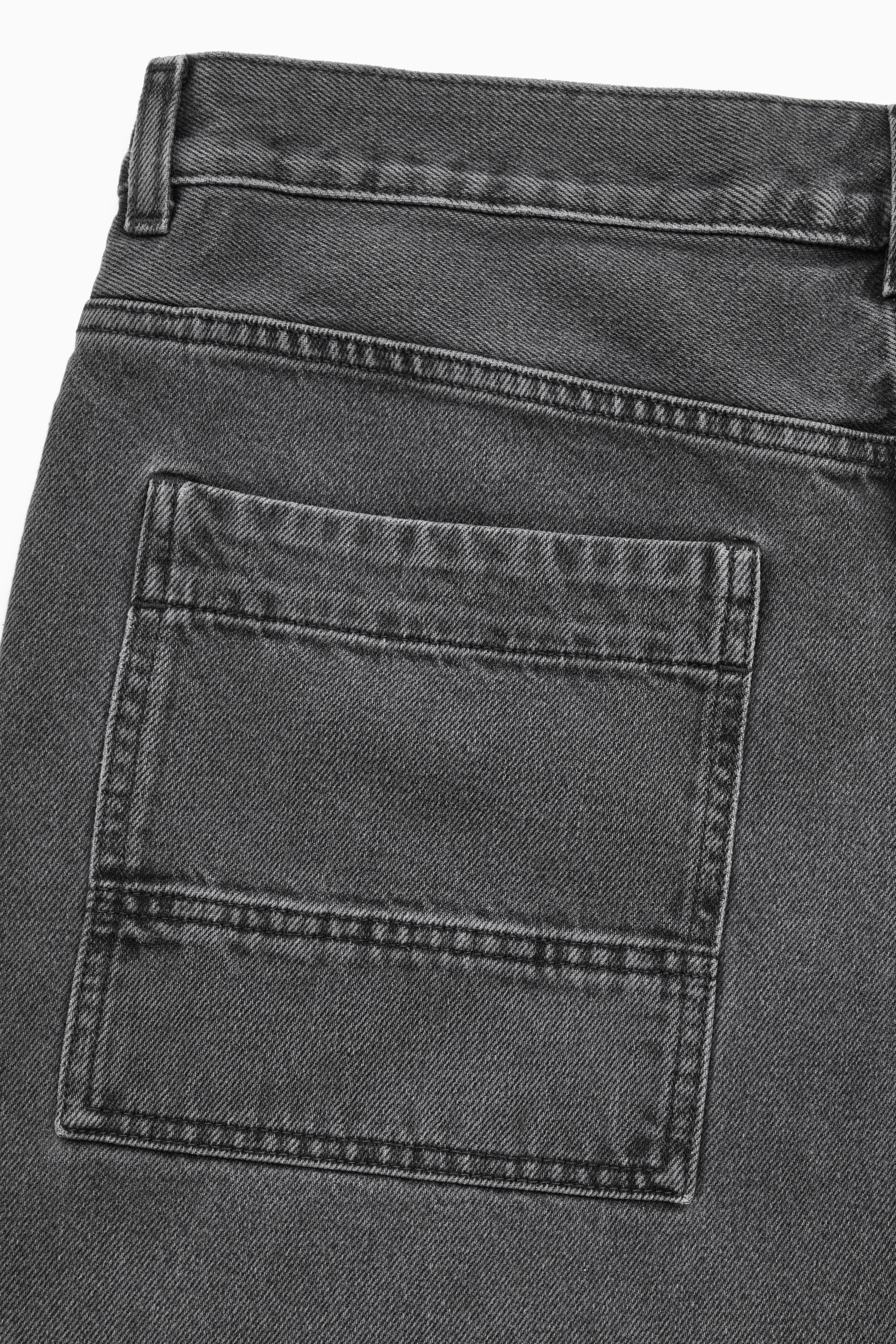 Grotere afbeelding bekijken: RELAXED-FIT WIDE-LEG JEANS - DARK GREY - HEREN | H&M NL 2