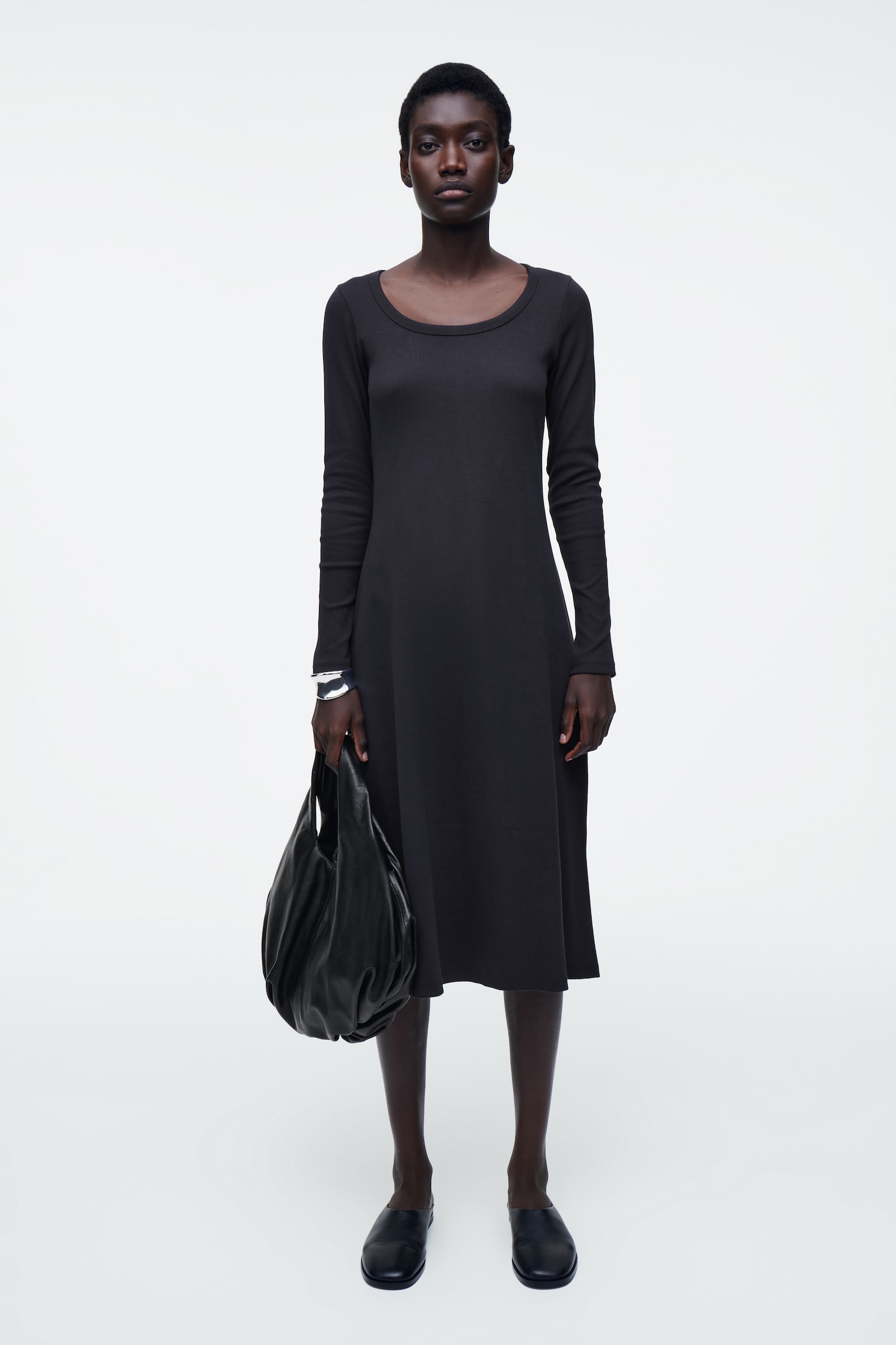 VESTIDO MIDI DE ALGODÓN - AZUL MARINO/MARRÓN