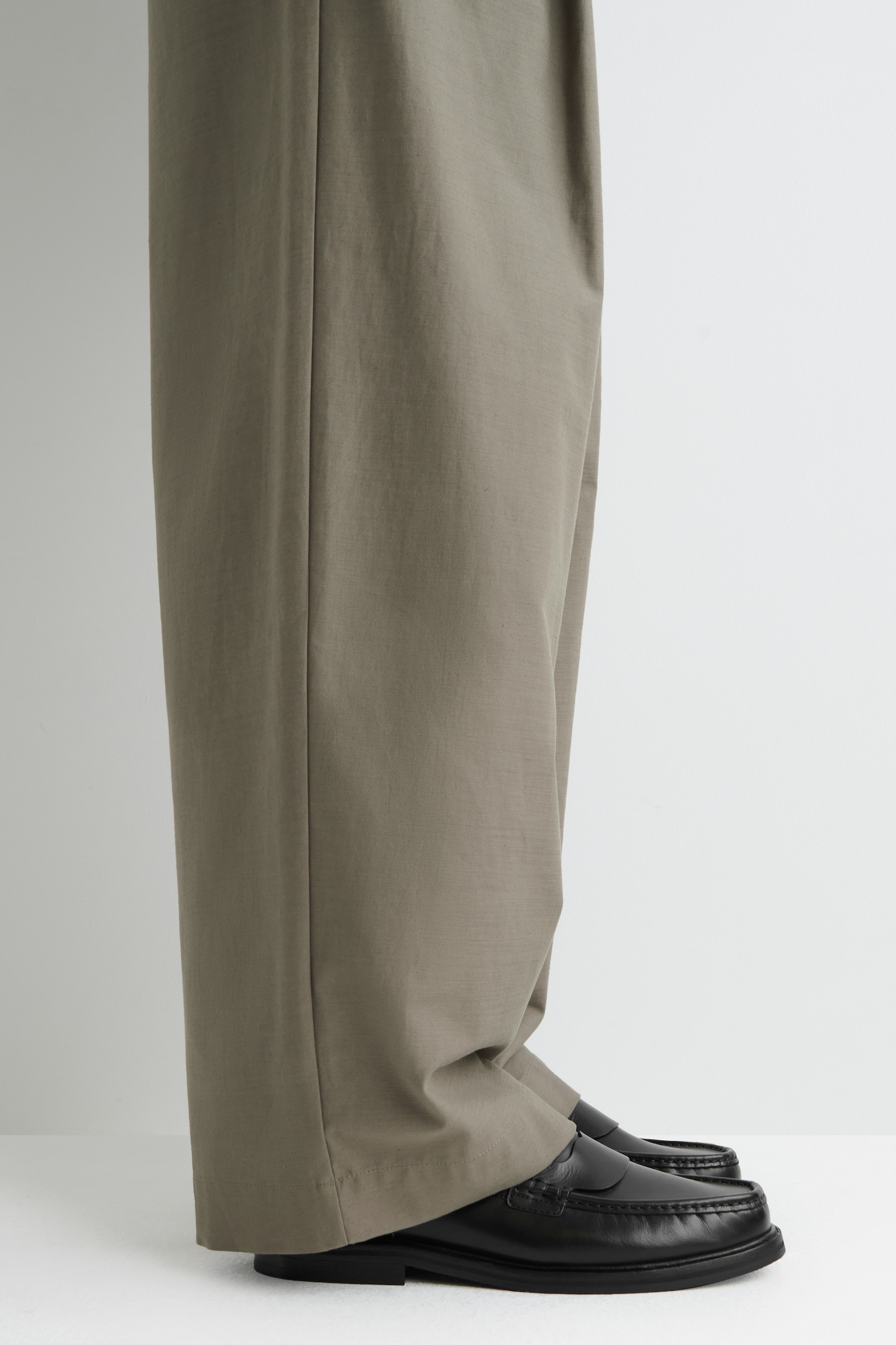 MOCASINES DE PIEL CLÁSICOS - NEGRO/MARRÓN OSCURO - 3