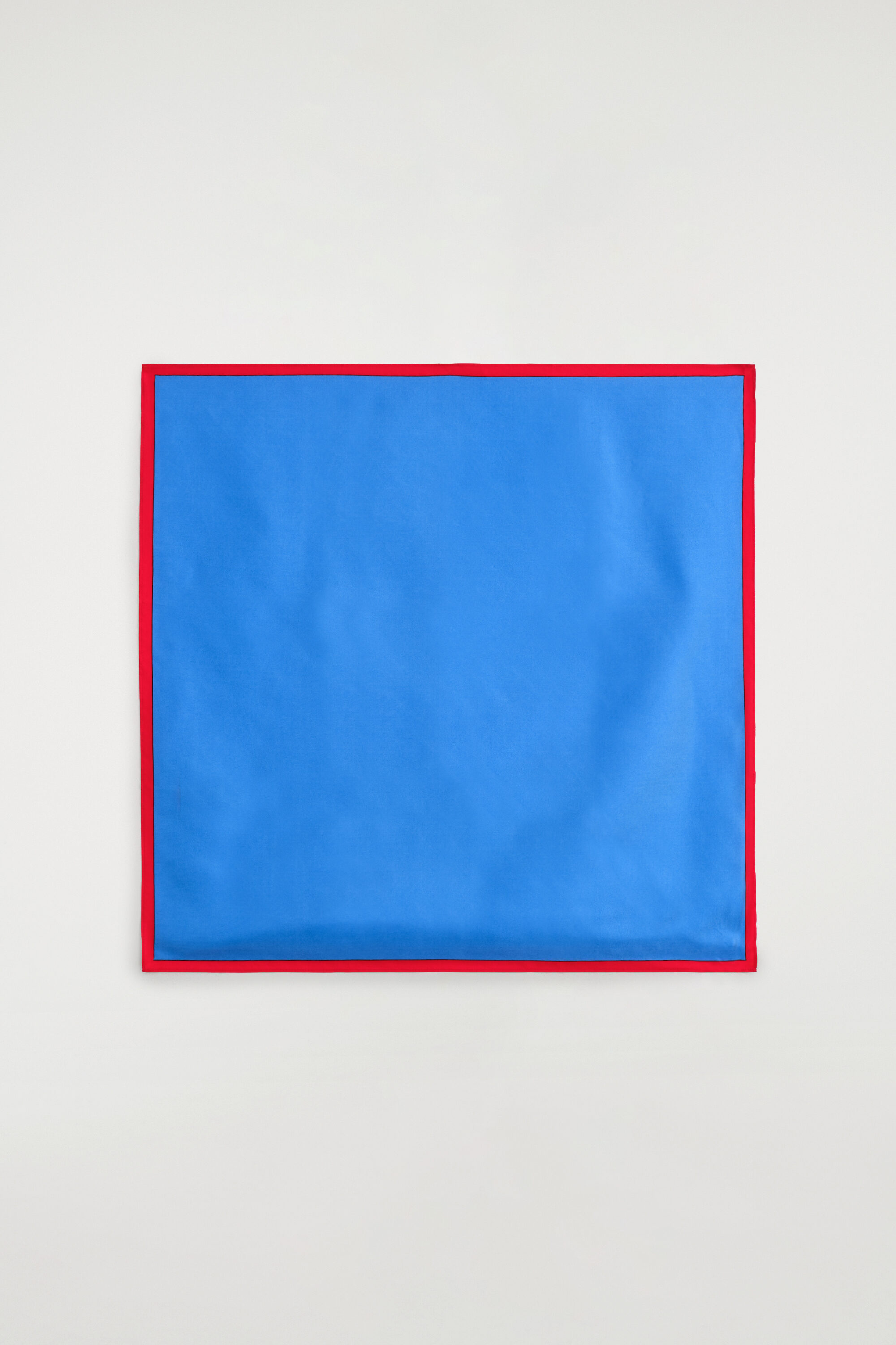 CONTRAST-TIPPED SILK SCARF