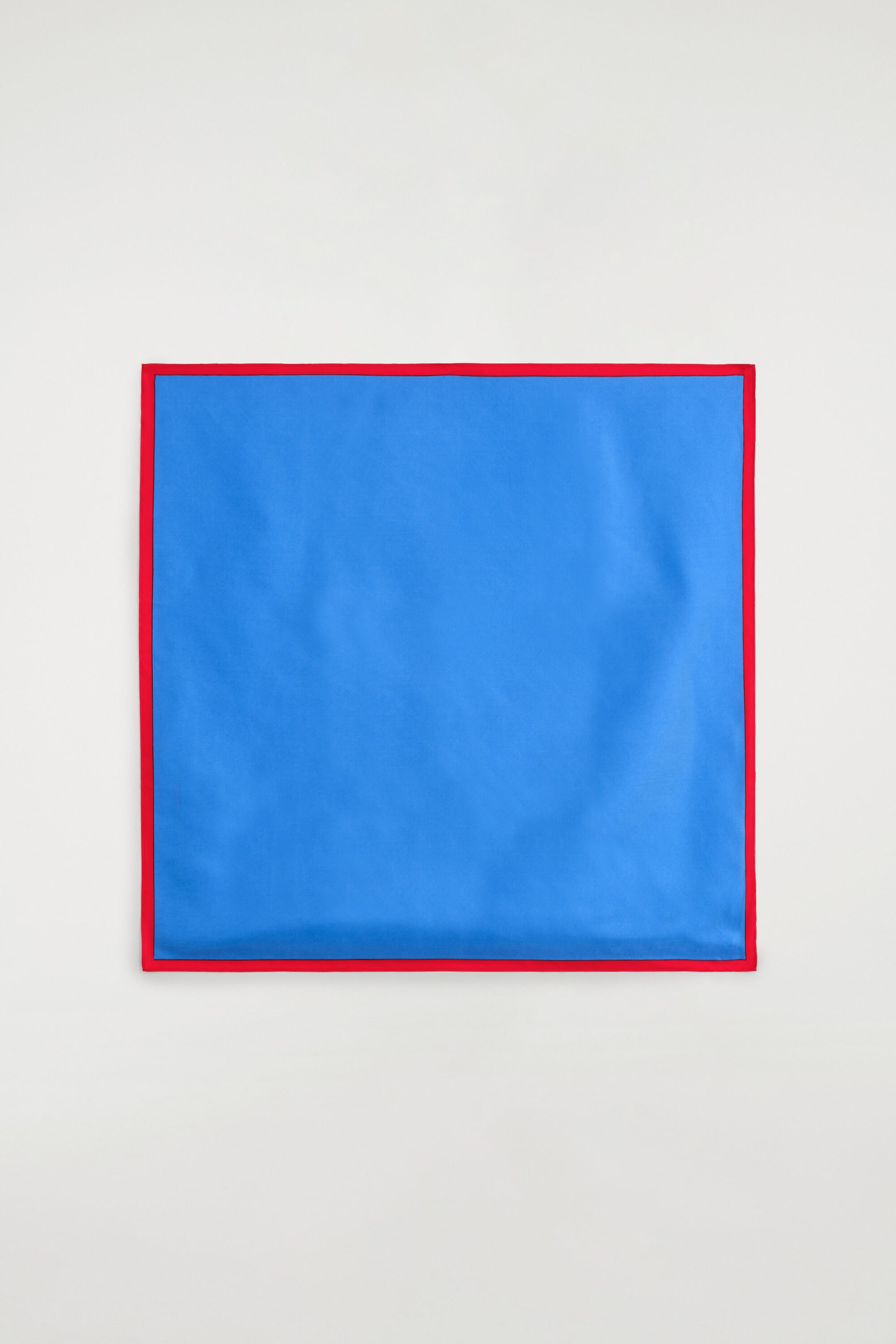 CONTRAST-TIPPED SILK SCARF