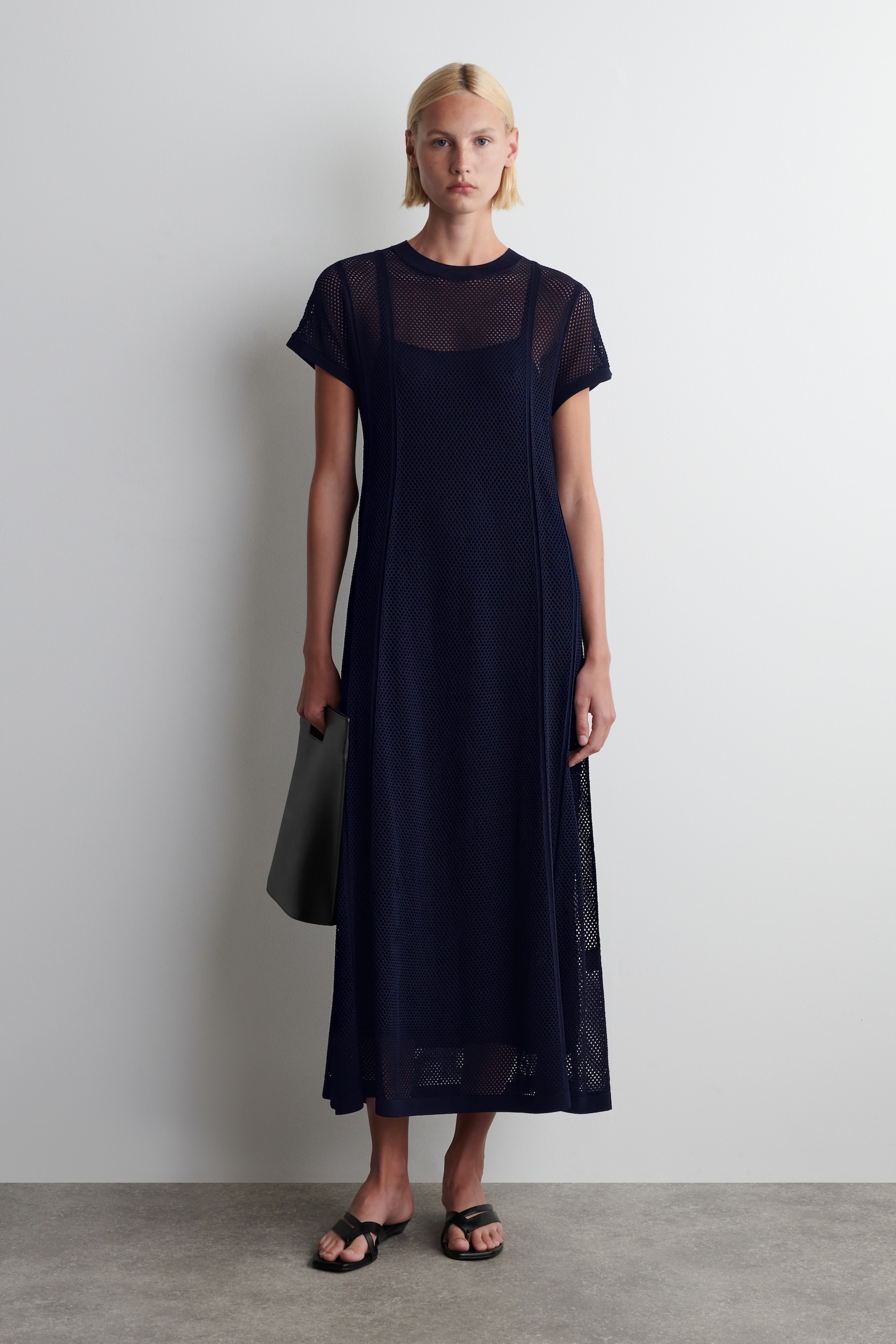 ROBE LONGUE EN MAILLE DE COTON POINTELLE - BLEU MARINE