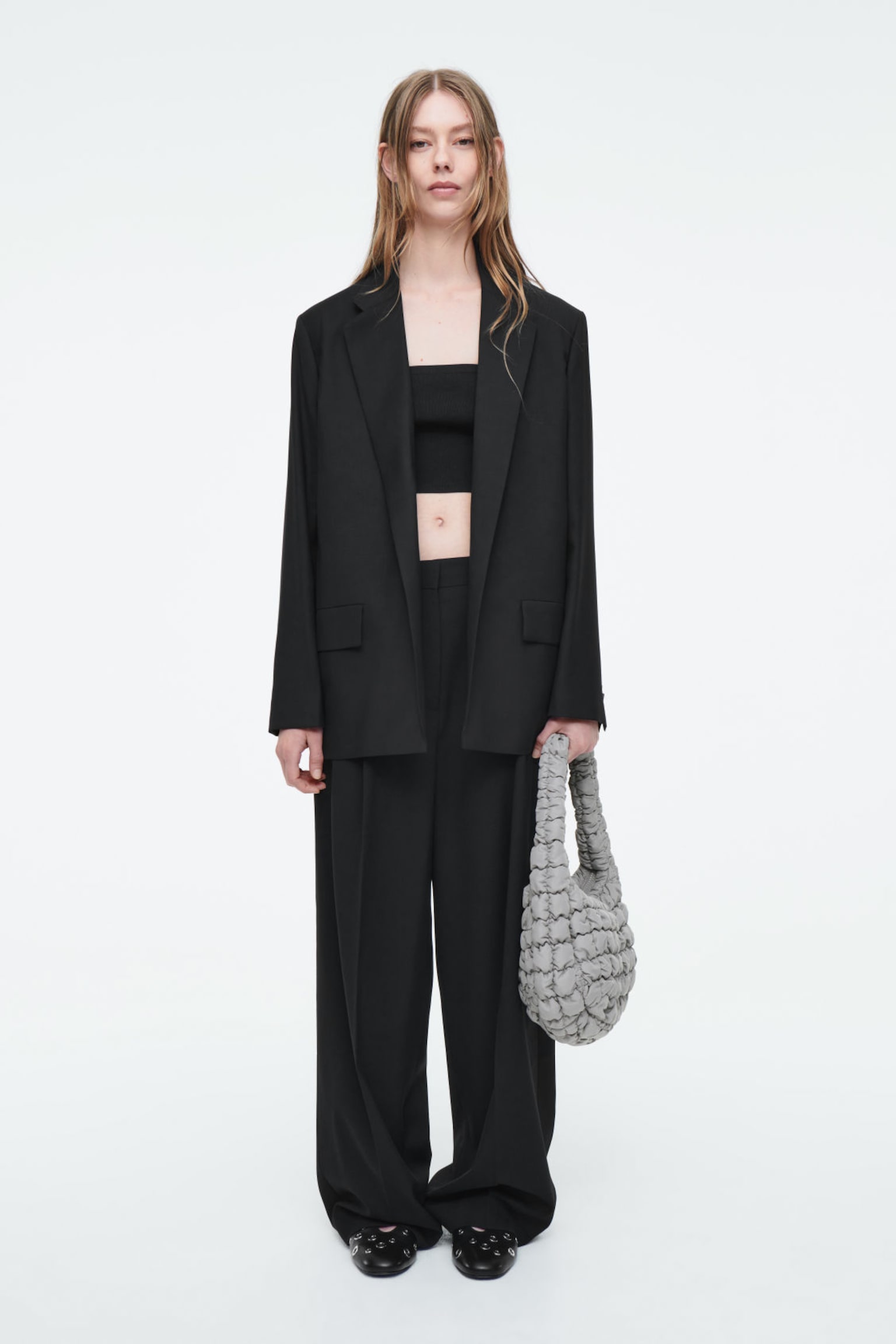 The COS quilted bag collection: oversized, micro & mini | COS DE