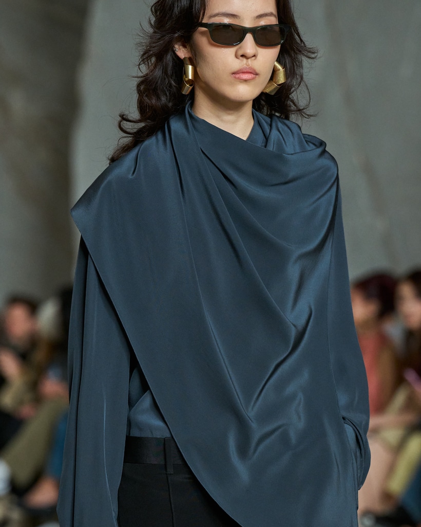 Explore the COS Spring Summer 2025 Runway | COS