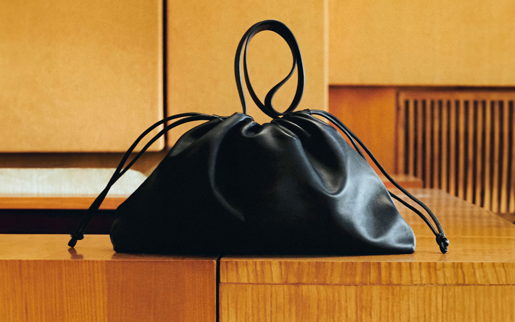 leather bag in black