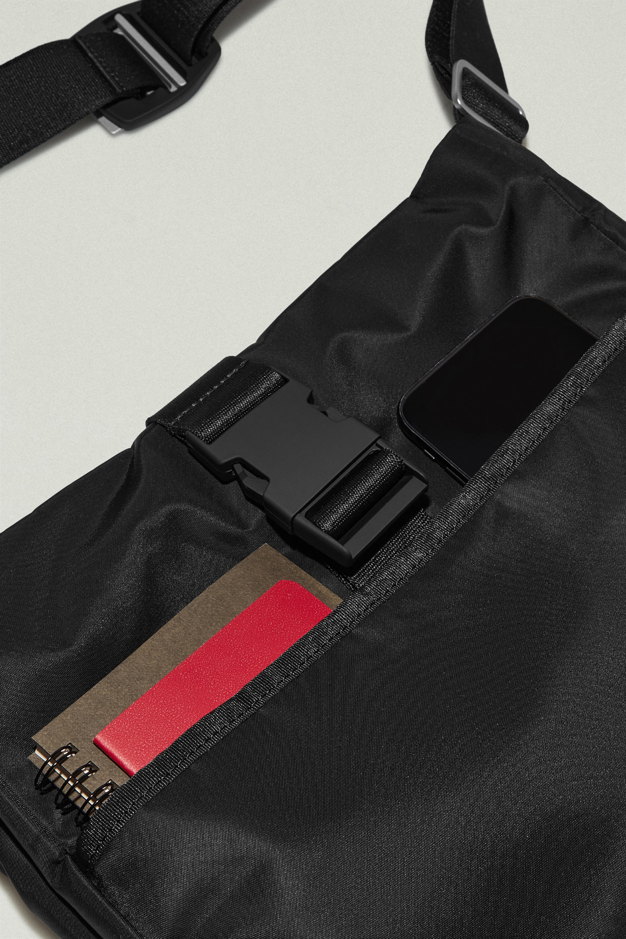 Collections: The travel system - COS | COS US
