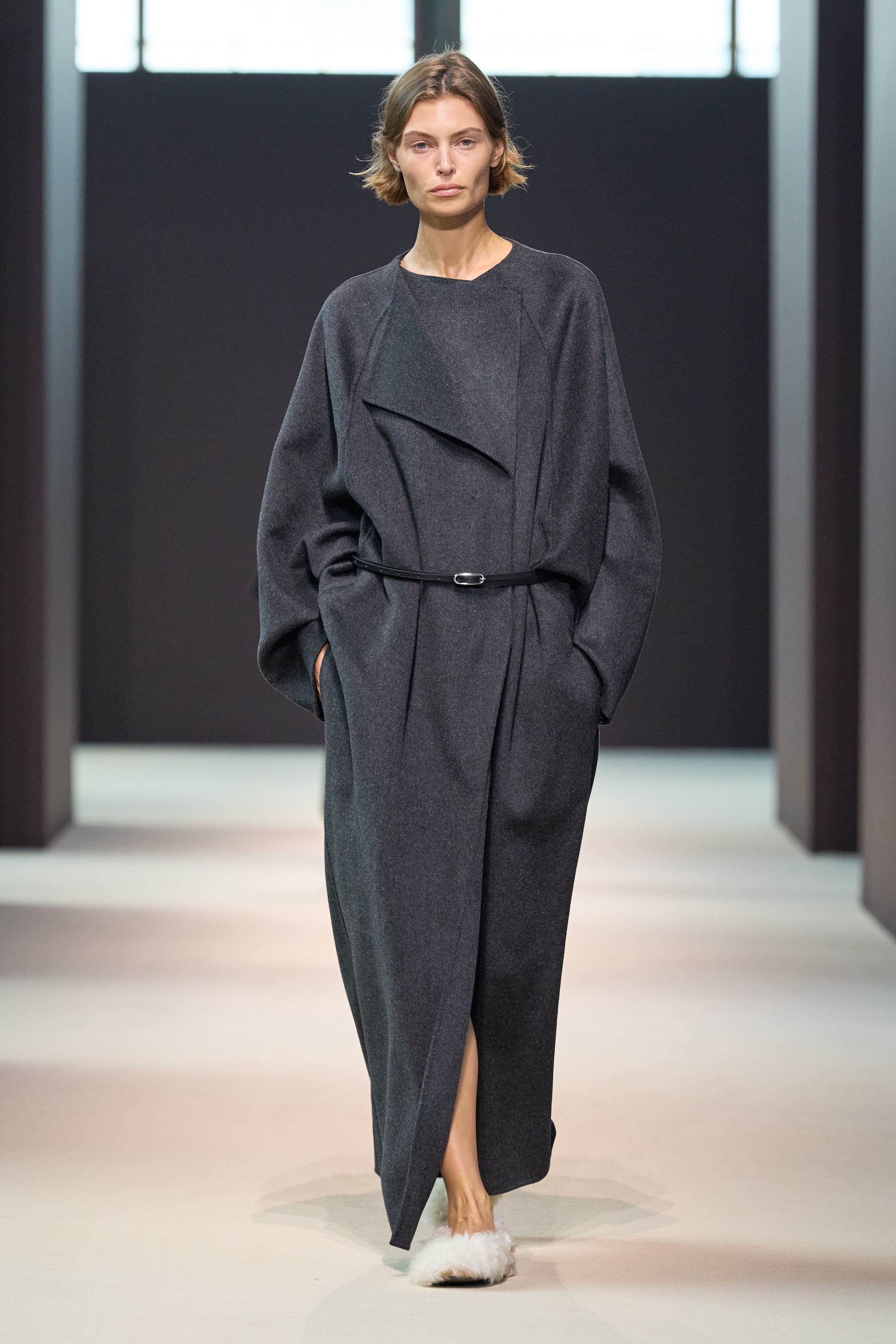 person wearing black