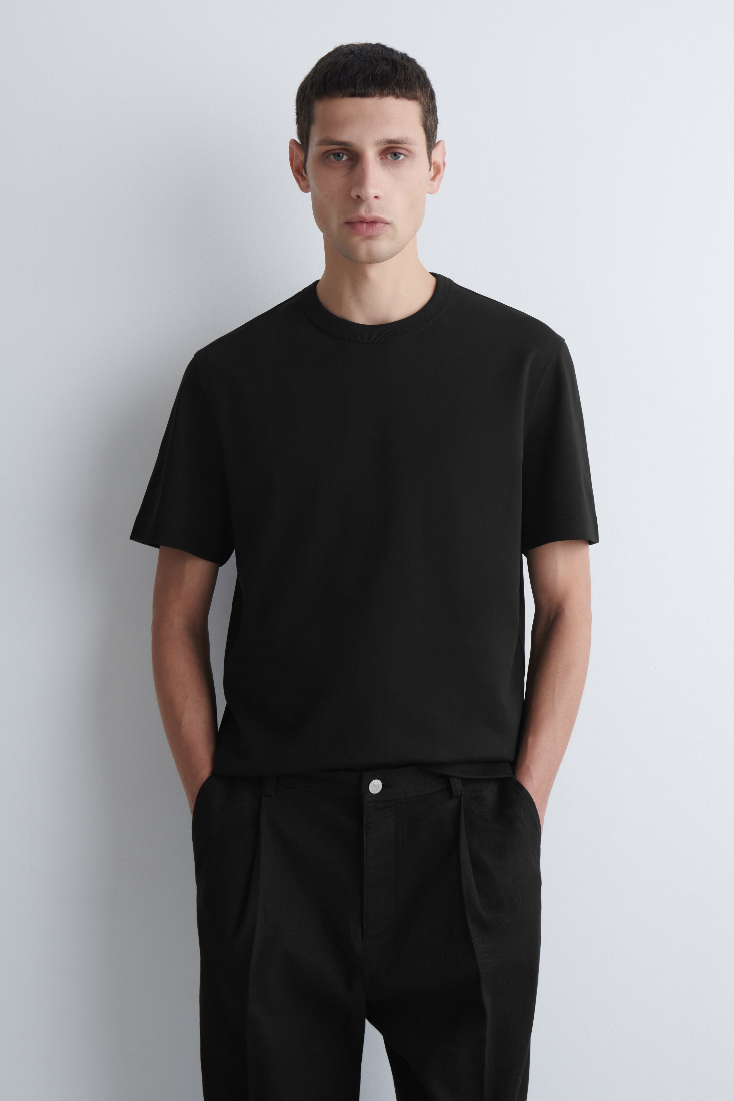 Men's Slim Fit T-Shirts | COS DE