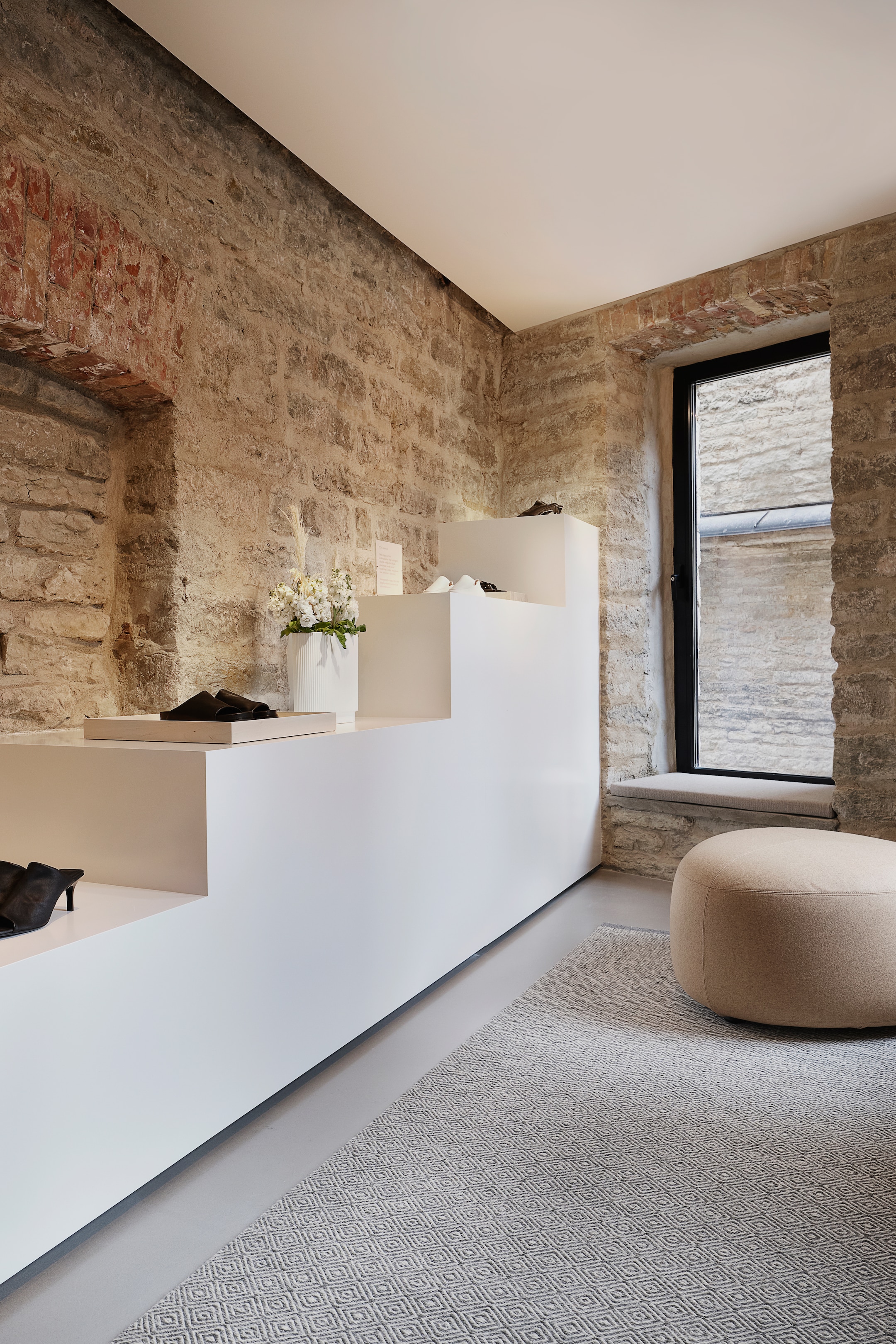 cos interior