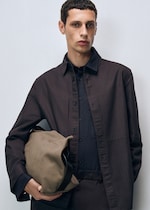 CASHMERE TRIANGLE SCARF