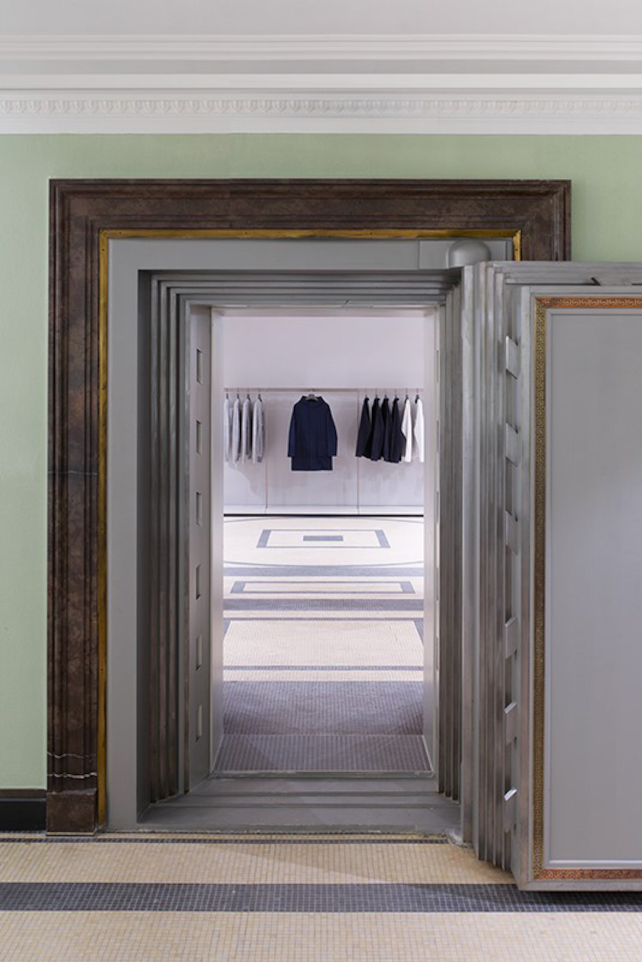 Cos store zurich