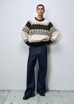 CASHMERE TRIANGLE SCARF