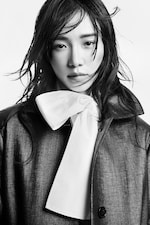 Placeholder for: Person wearing white shirt