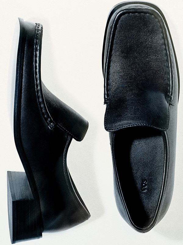 CROC-EFFECT LEATHER HEELED LOAFERS - BROWN | COS AU