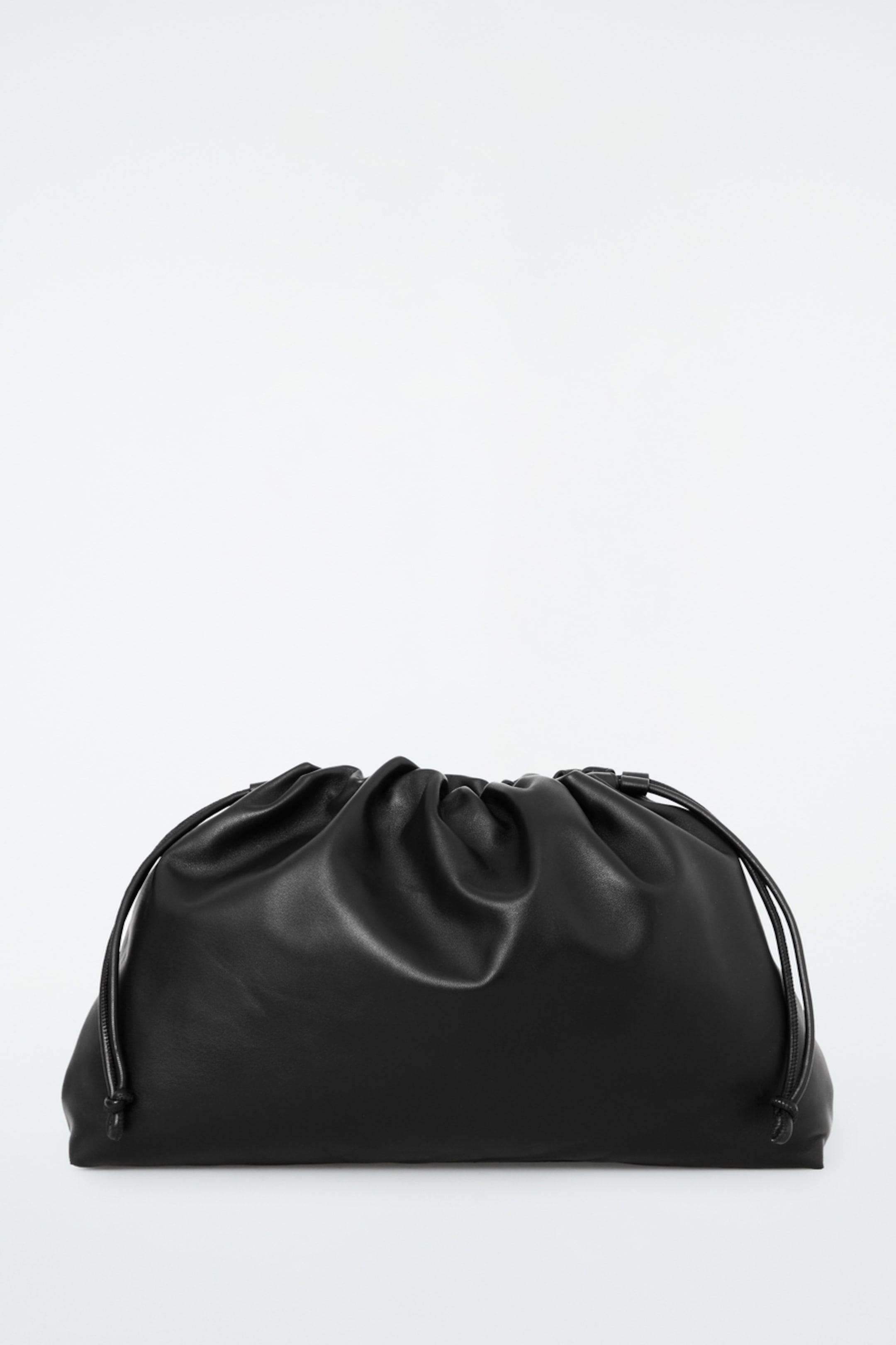 leather bag in black